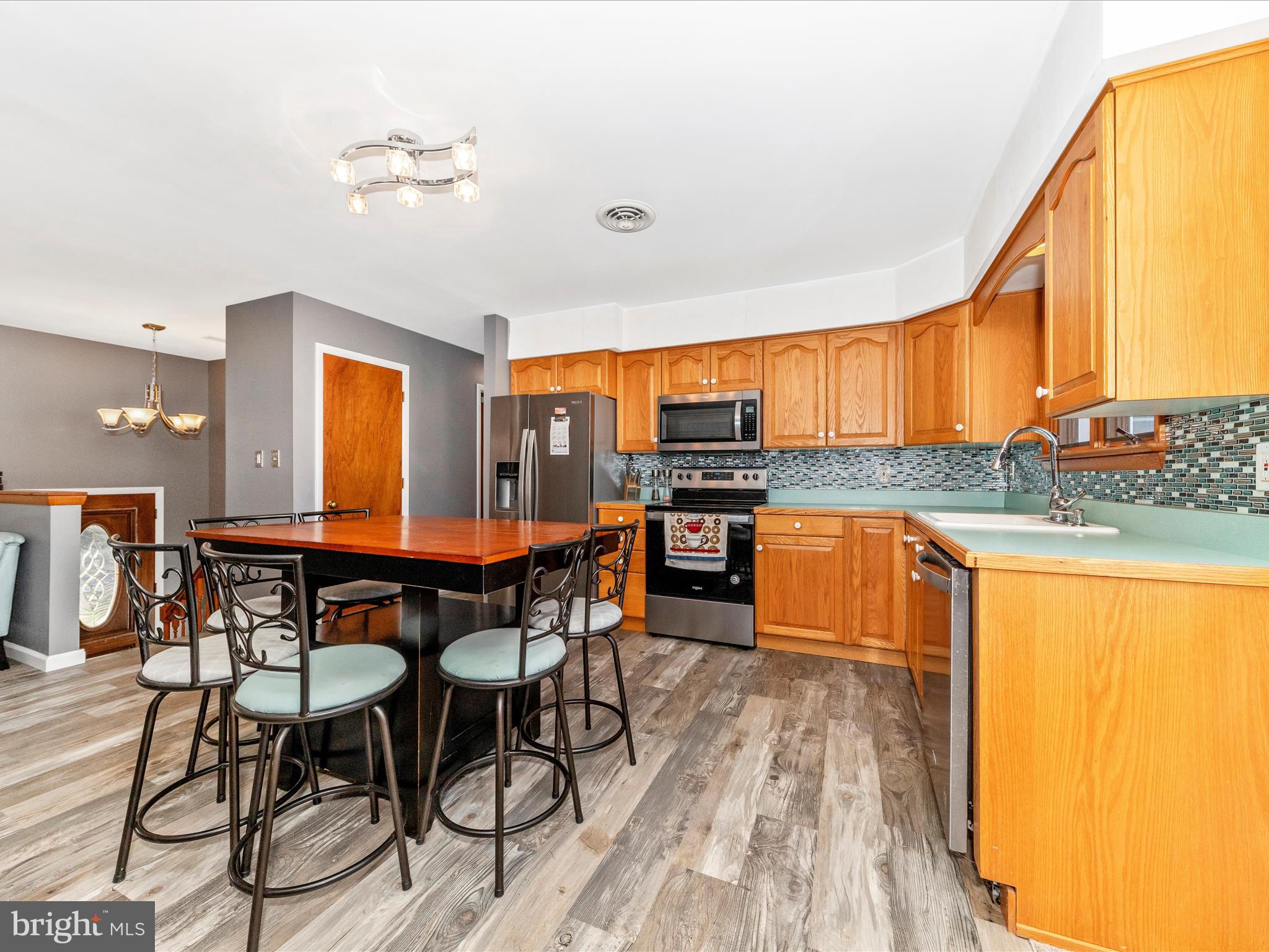 WISPERREN OAKS - Residential