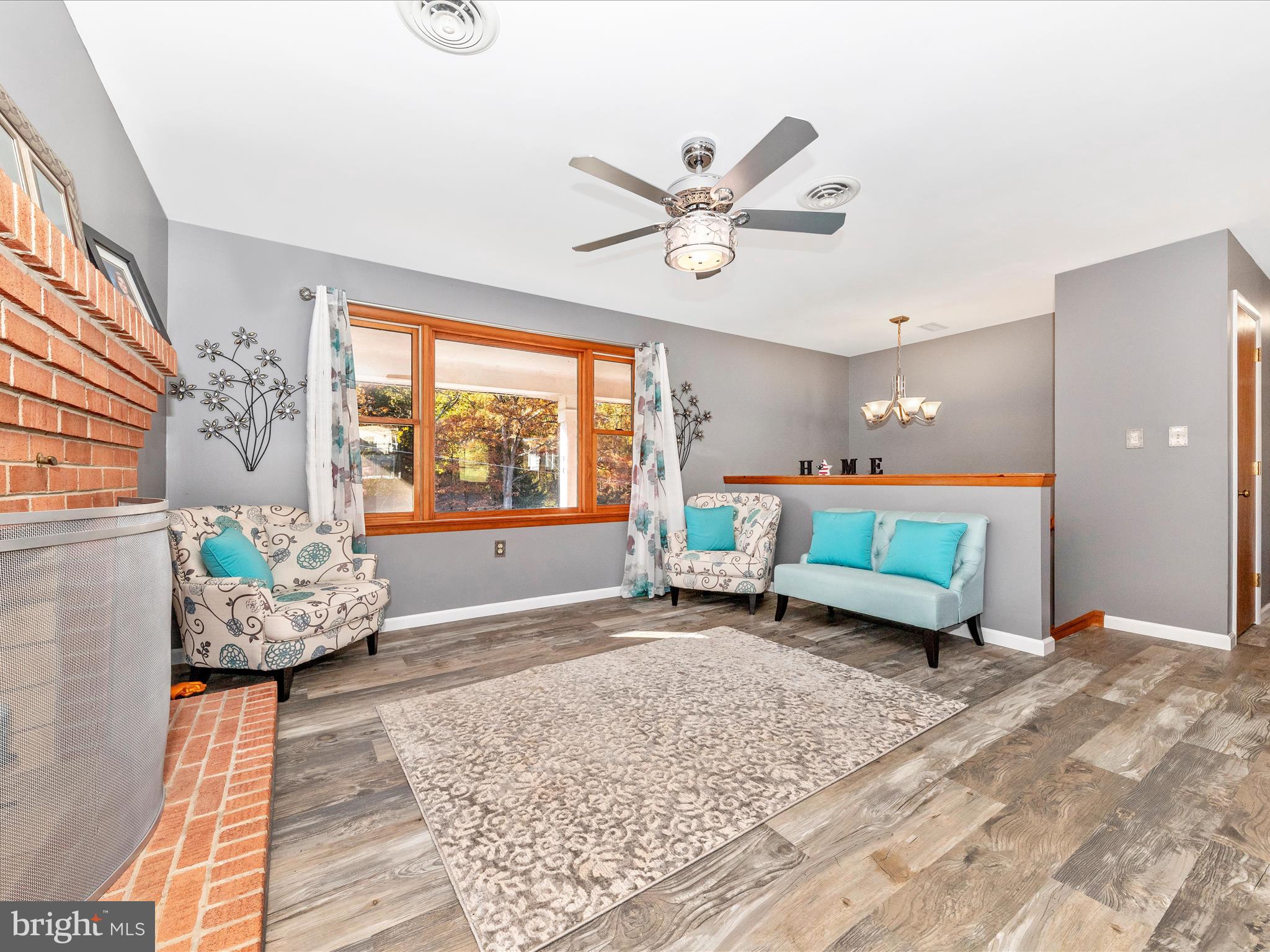 WISPERREN OAKS - Residential
