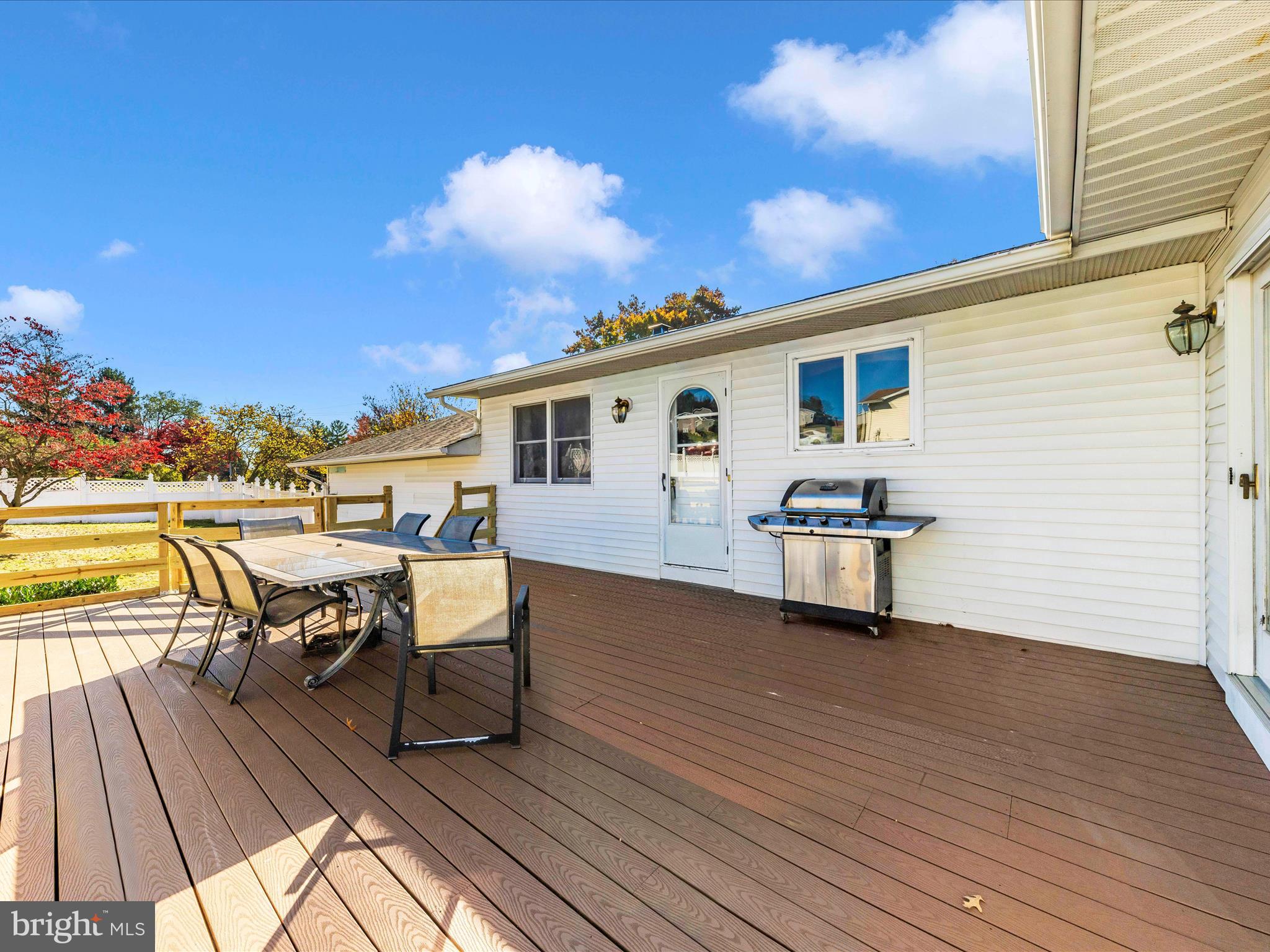 WISPERREN OAKS - Residential