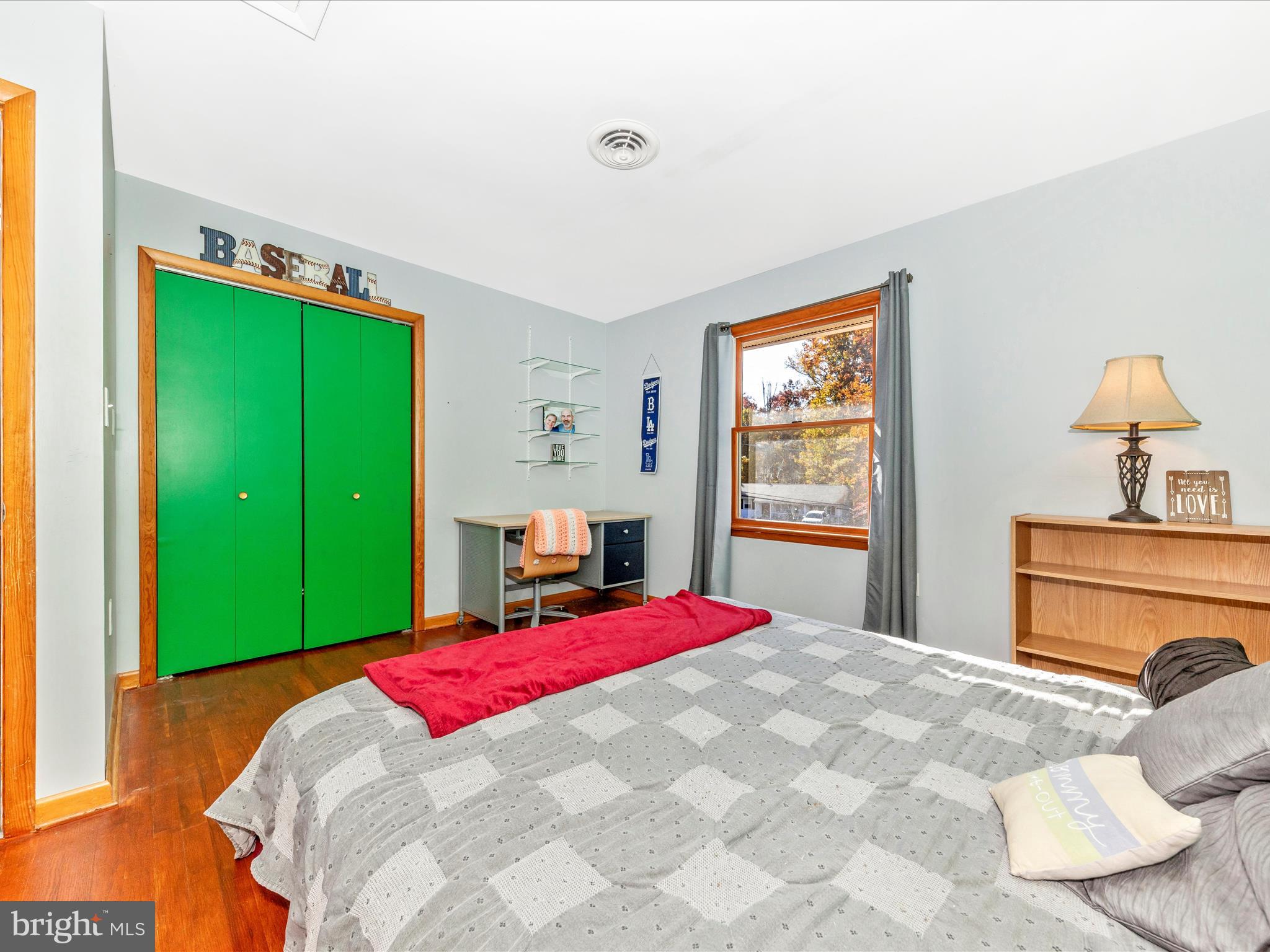 WISPERREN OAKS - Residential