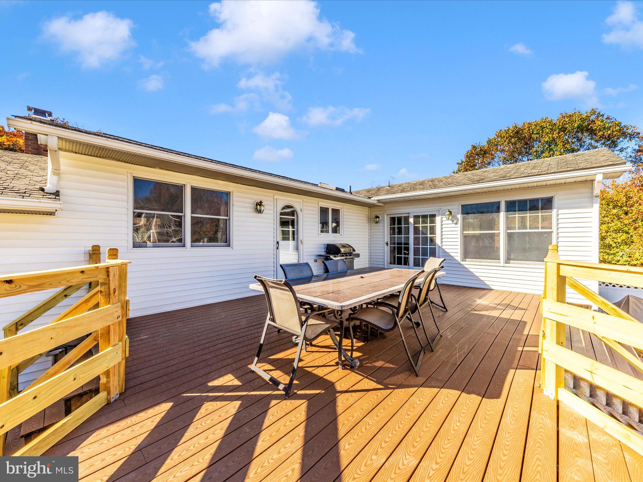 WISPERREN OAKS - Residential