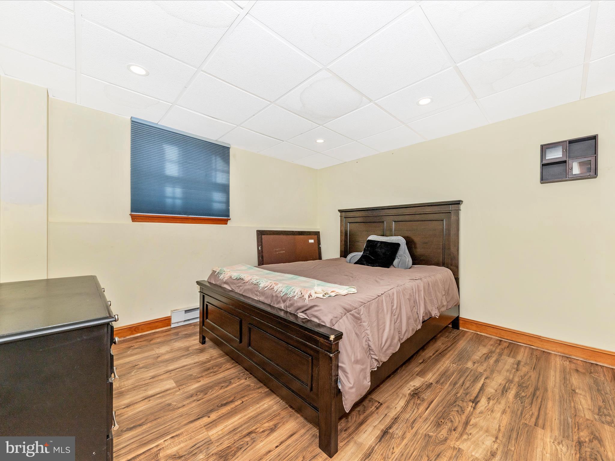 WISPERREN OAKS - Residential