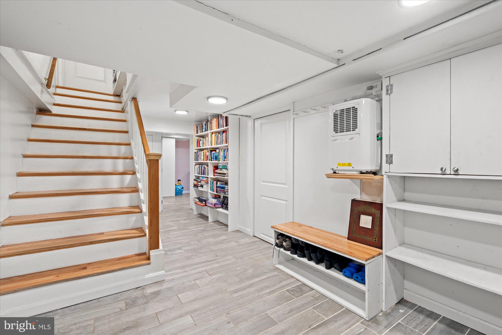 ROCK CREEK KNOLLS - Residential
