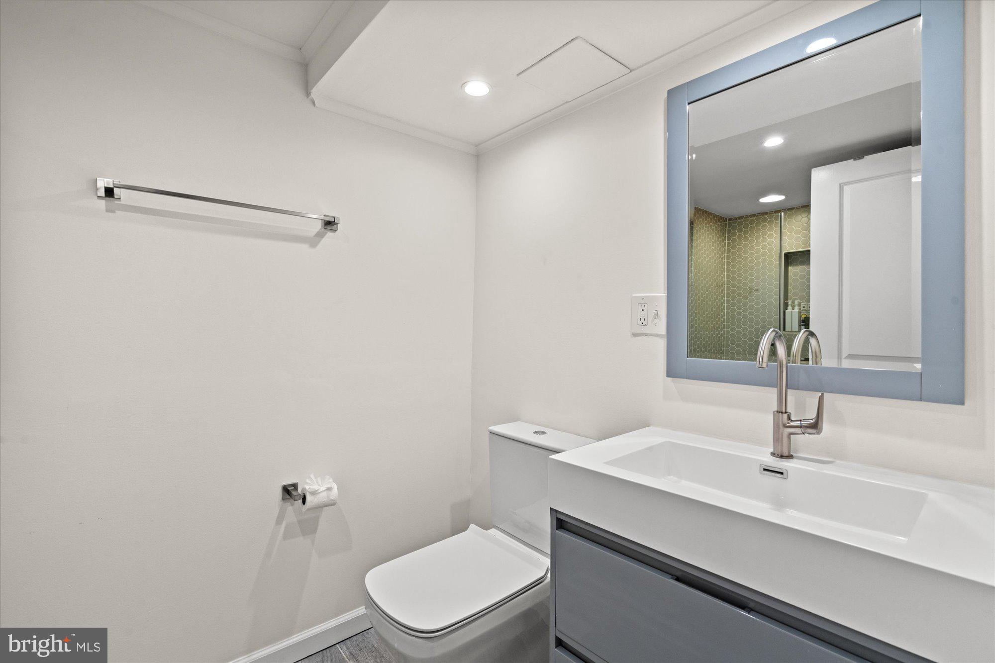 ROCK CREEK KNOLLS - Residential