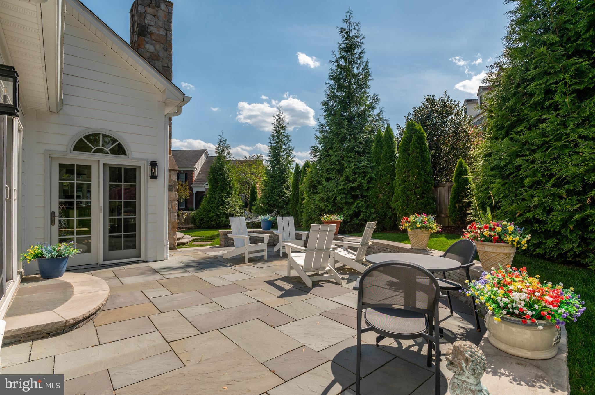 DODD MANOR - Residential