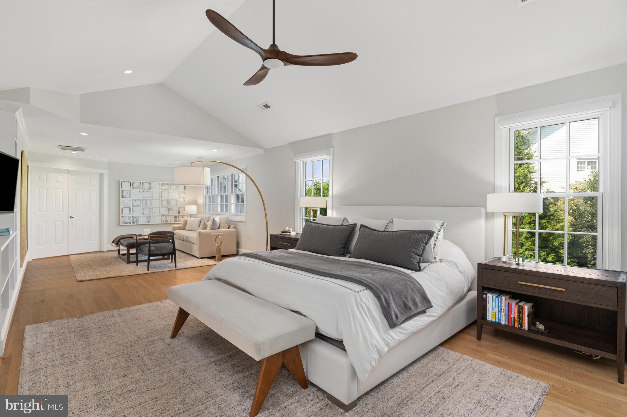 DODD MANOR - Residential