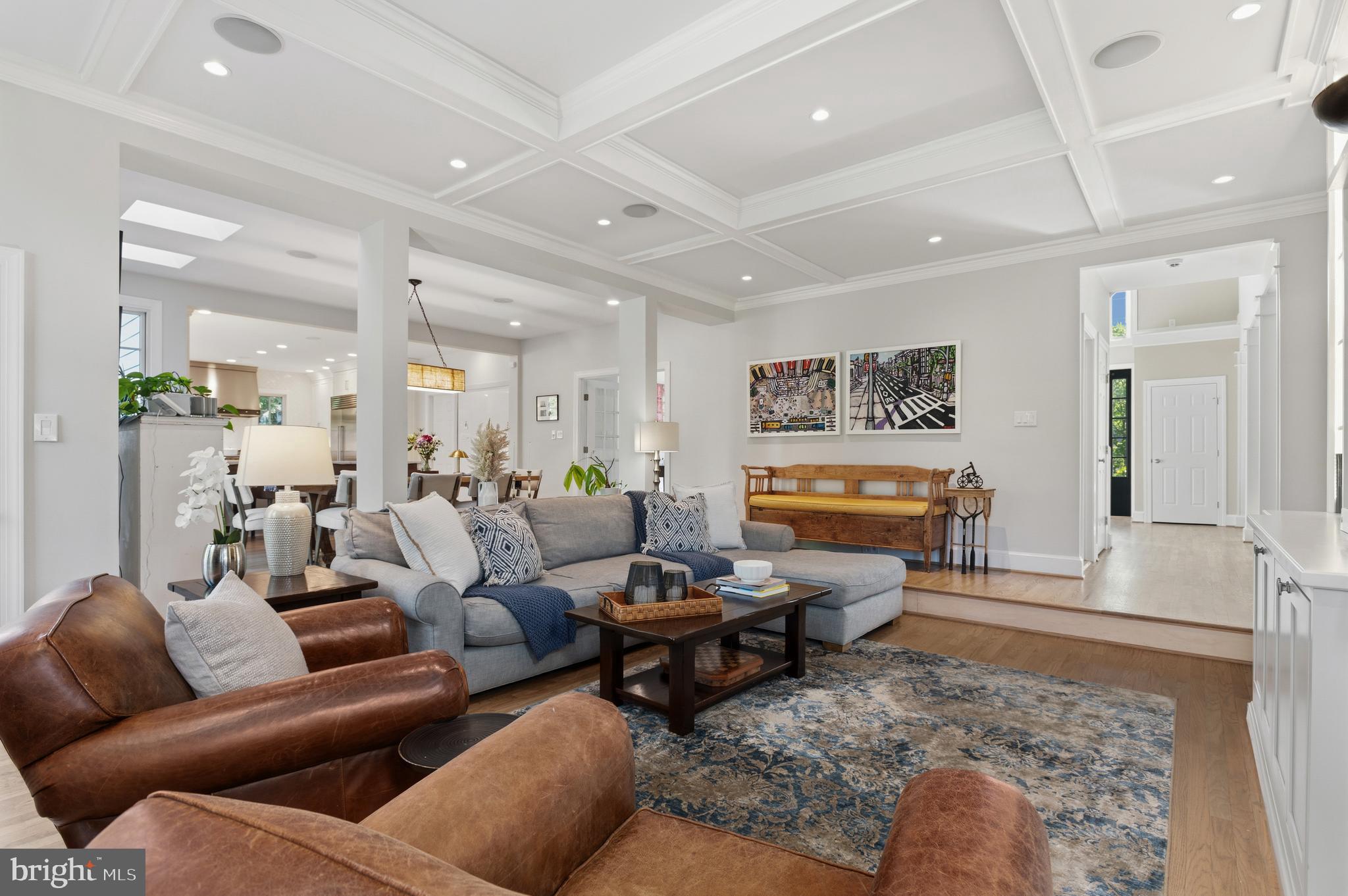 DODD MANOR - Residential