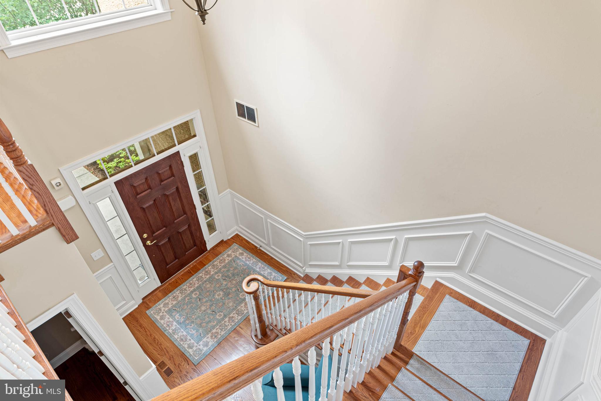 COLD POINT MANOR - Residential
