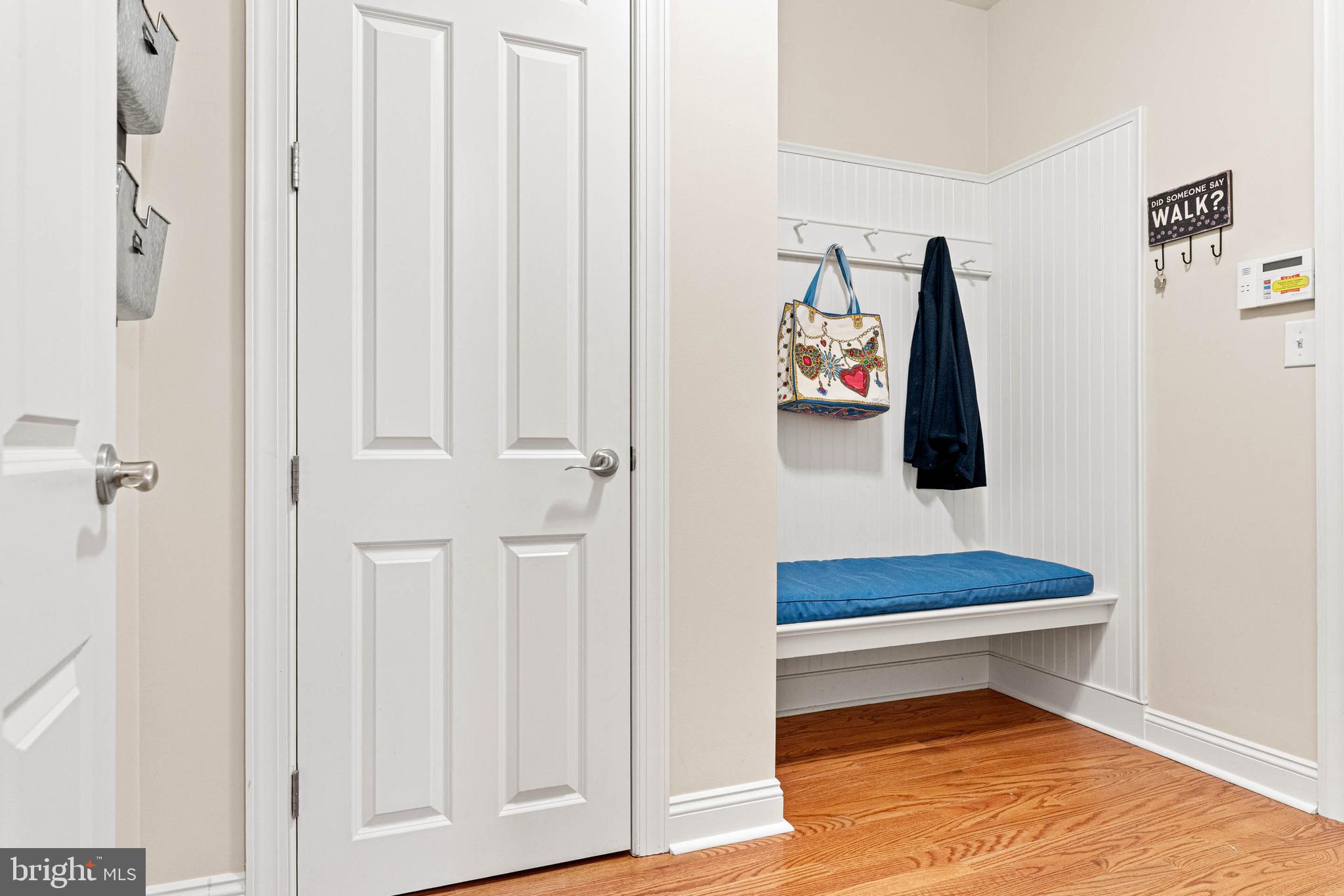 COLD POINT MANOR - Residential