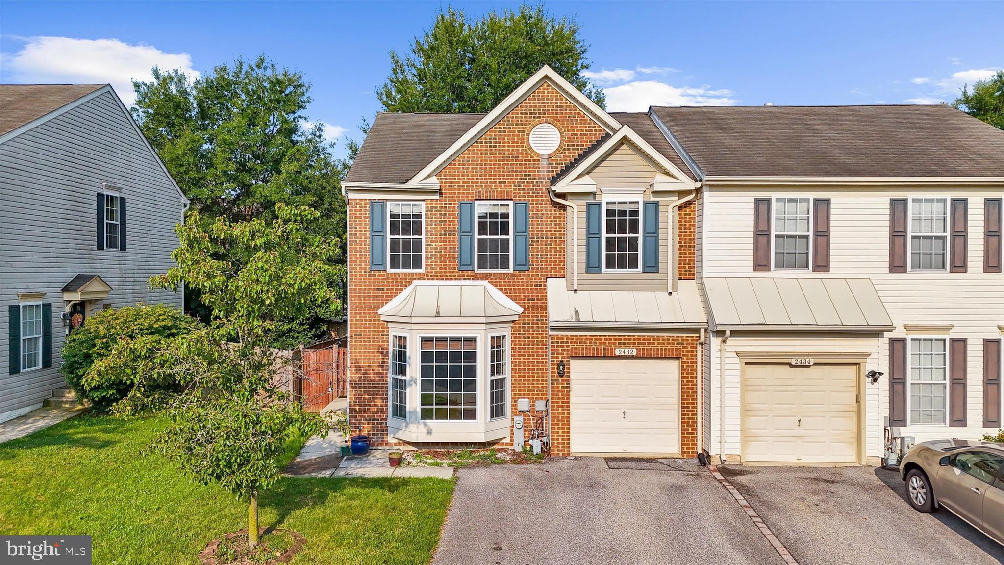 SEVEN OAKS - Residential