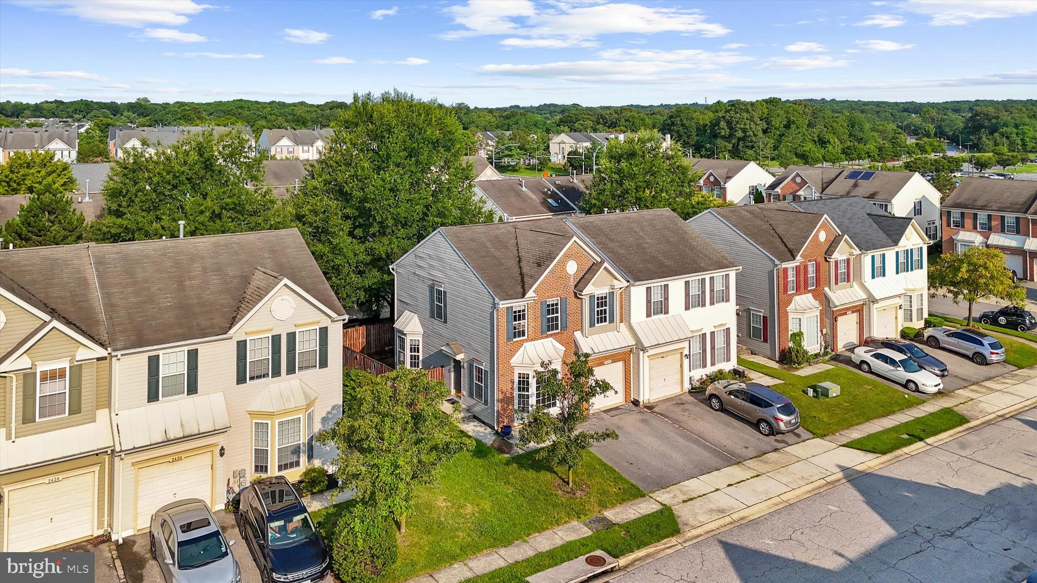 SEVEN OAKS - Residential