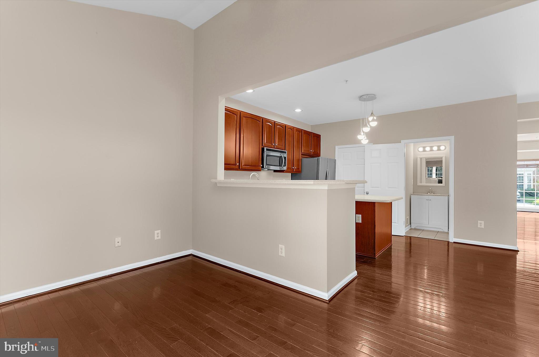 SEVEN OAKS - Residential