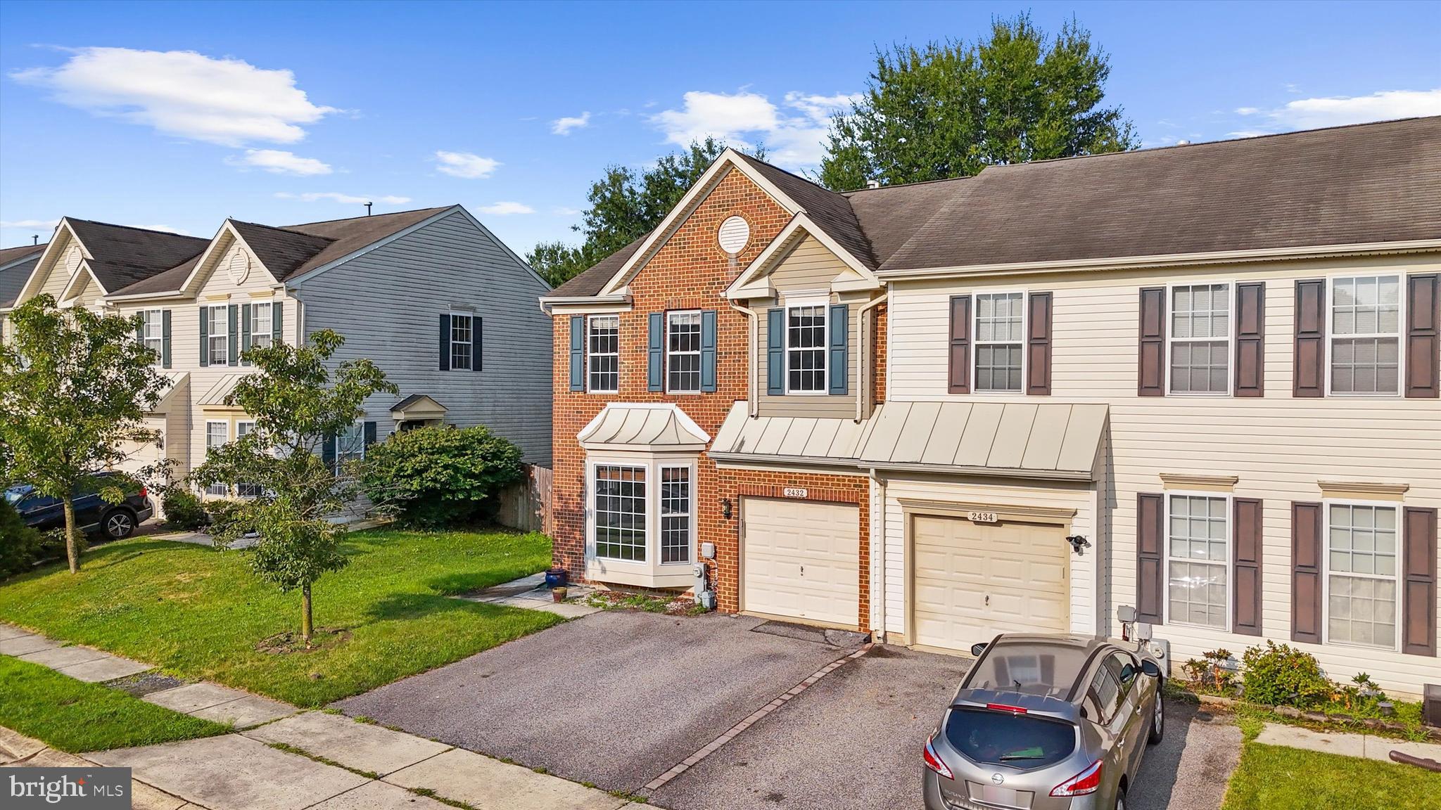 SEVEN OAKS - Residential