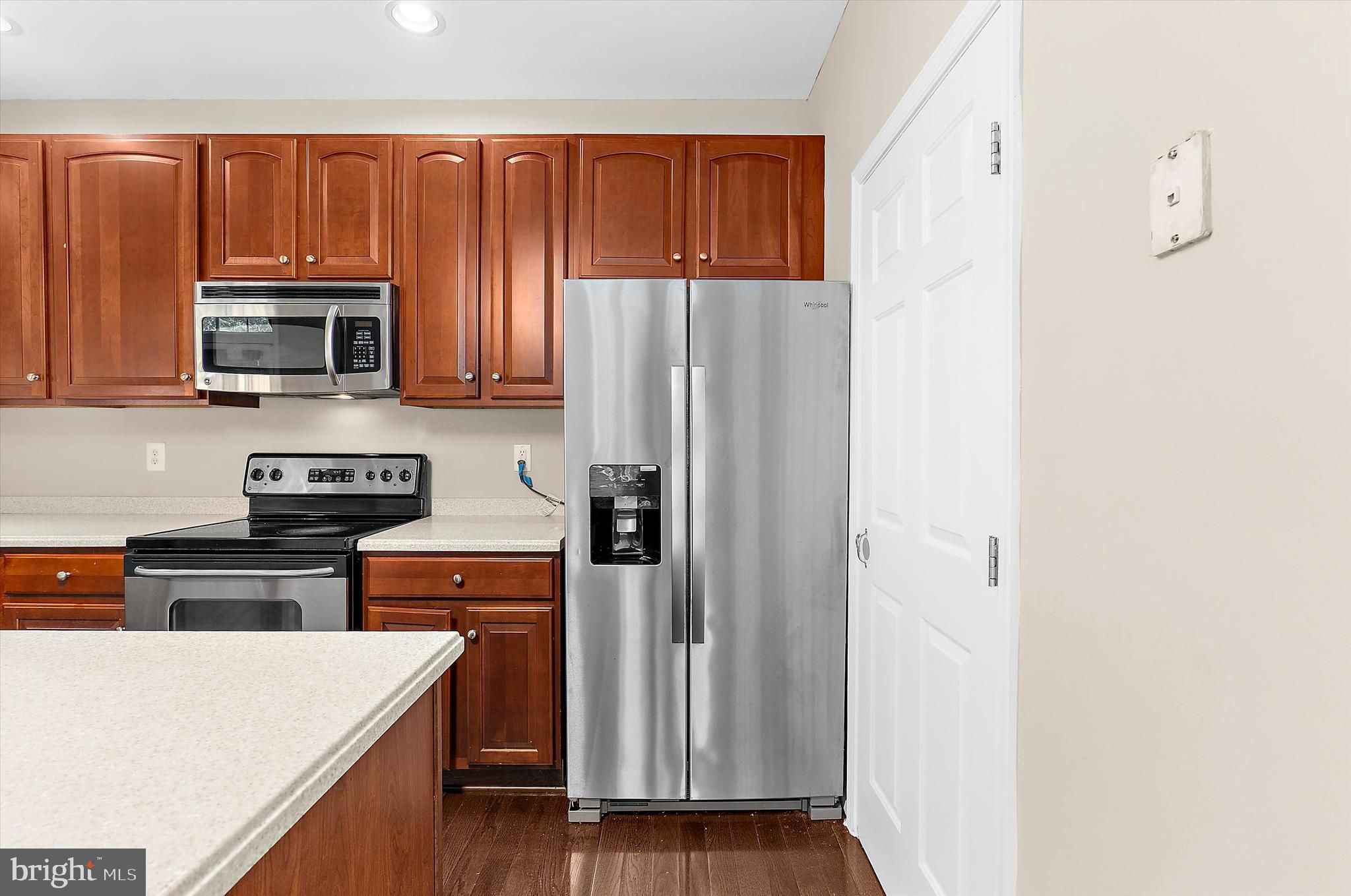 SEVEN OAKS - Residential