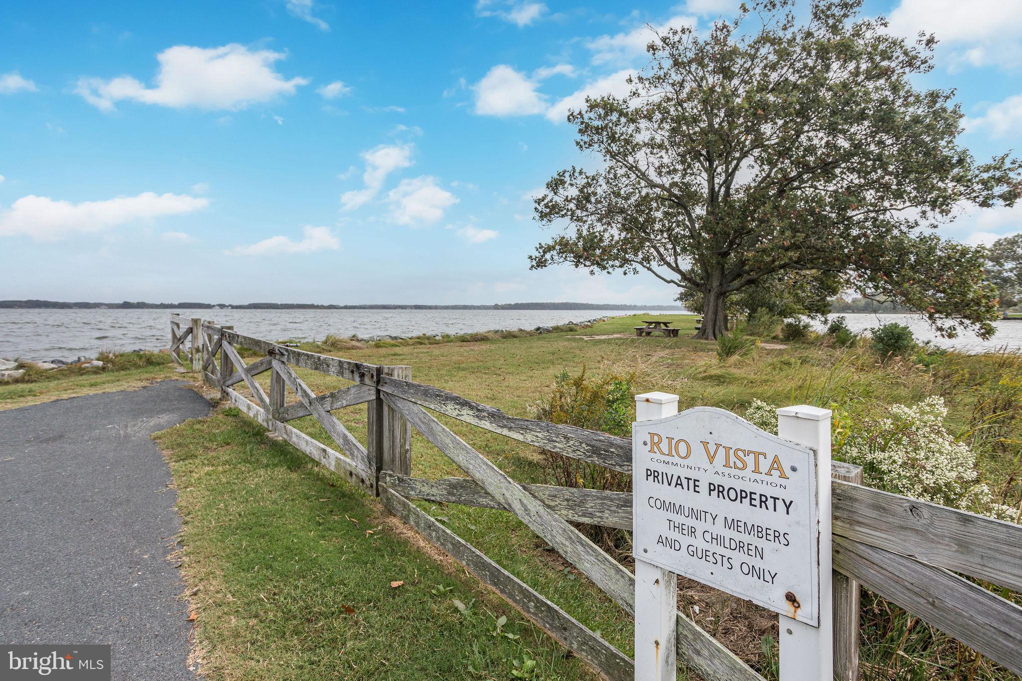 RIO VISTA - Residential
