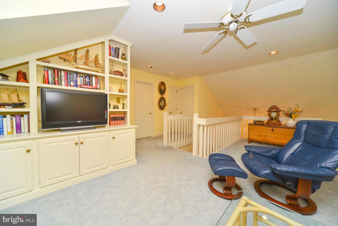 DEER FORD - Residential