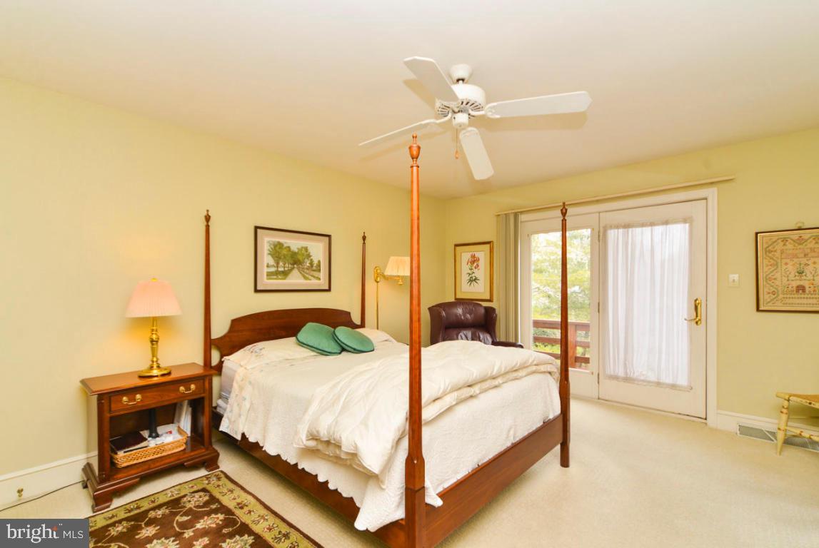 DEER FORD - Residential