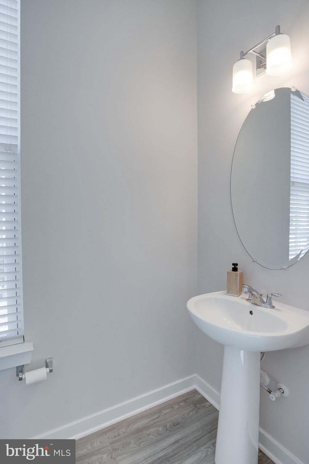POTOMAC SHORES - Residential Lease