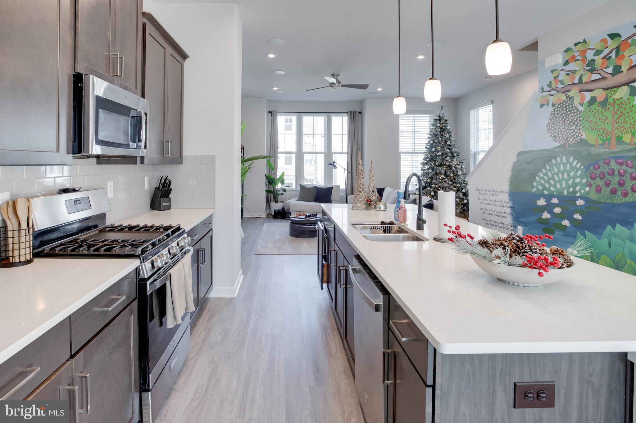 POTOMAC SHORES - Residential Lease