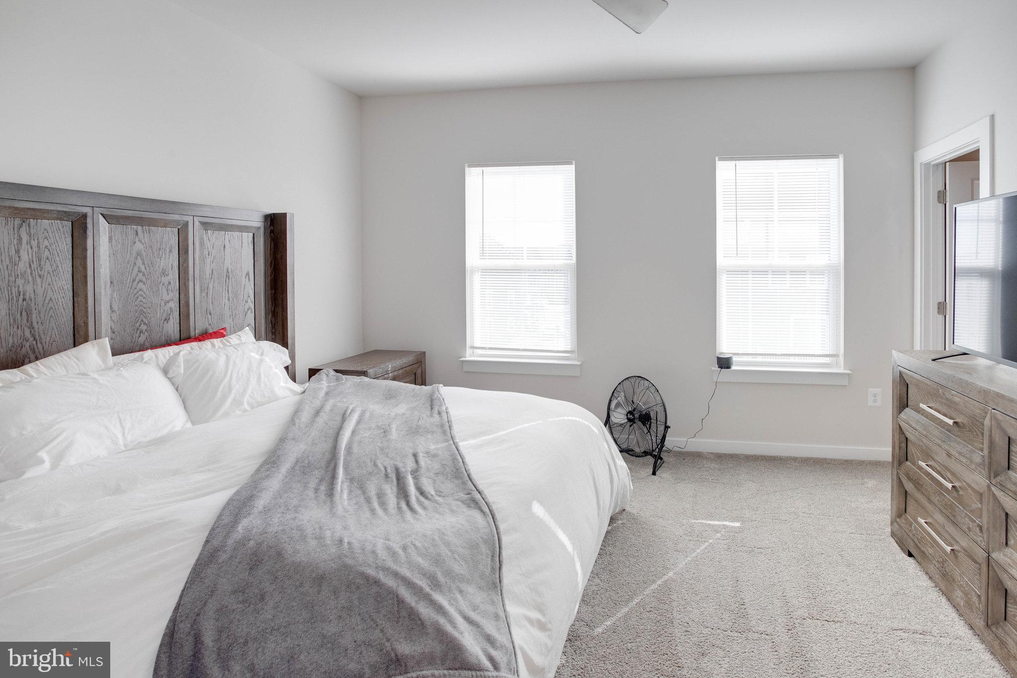 POTOMAC SHORES - Residential Lease