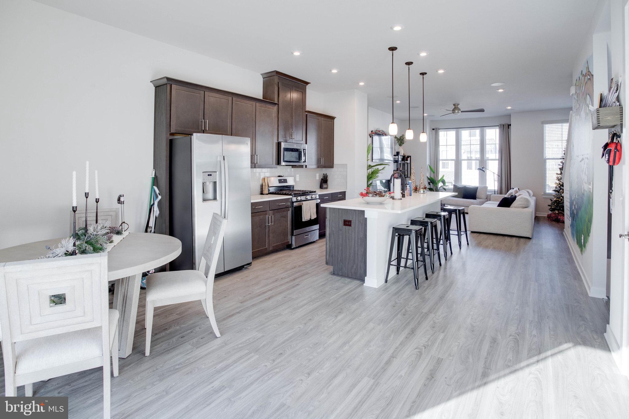 POTOMAC SHORES - Residential Lease