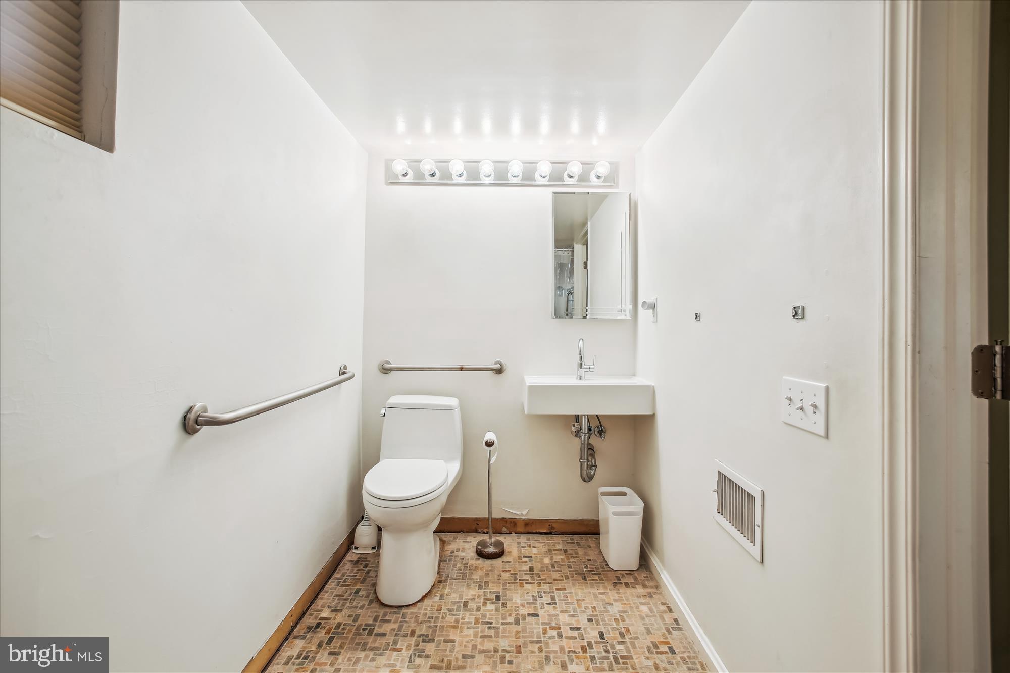 WILSON KNOLLS - Residential