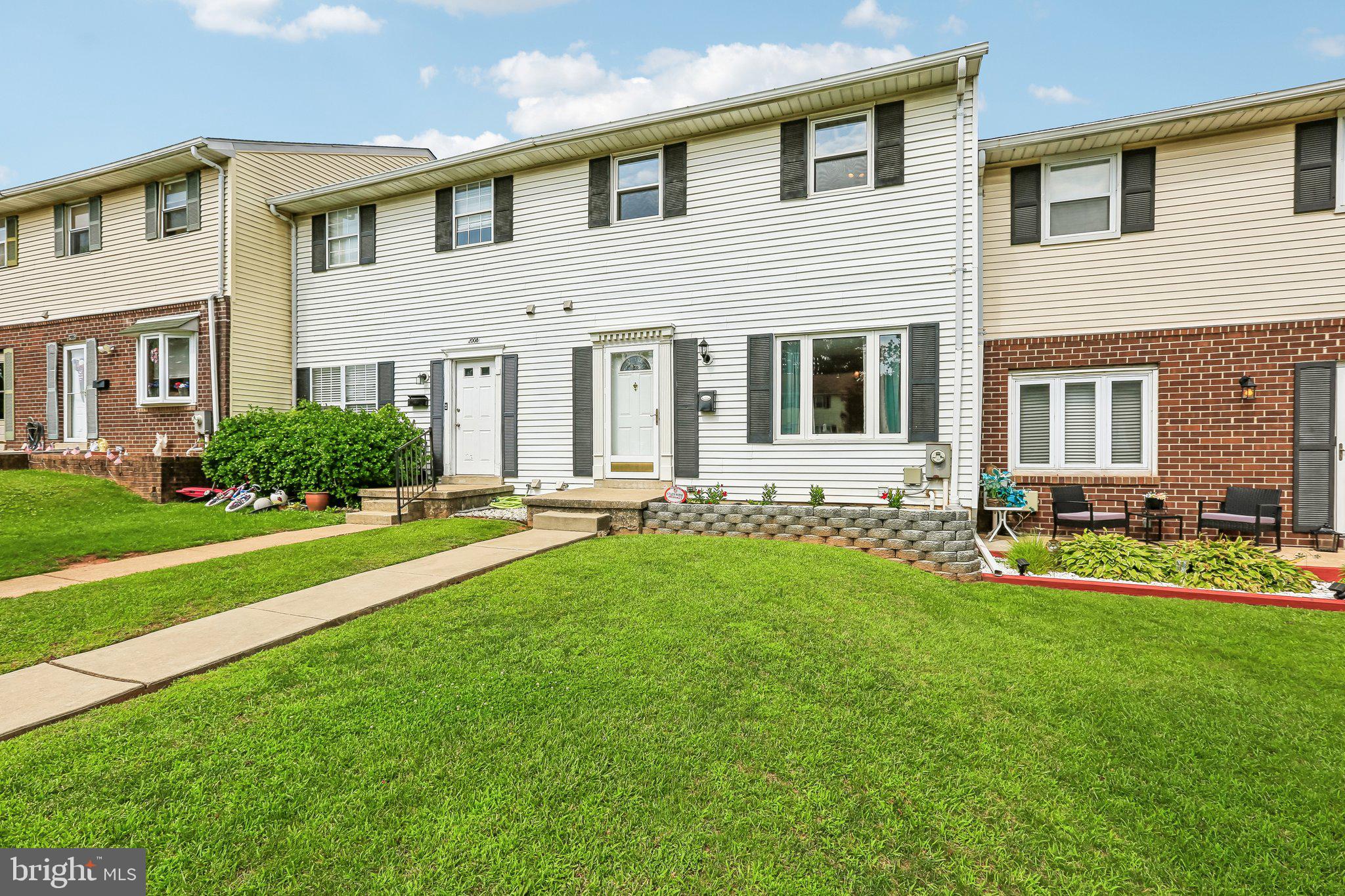 HAZELWOOD VILLAGE - Residential