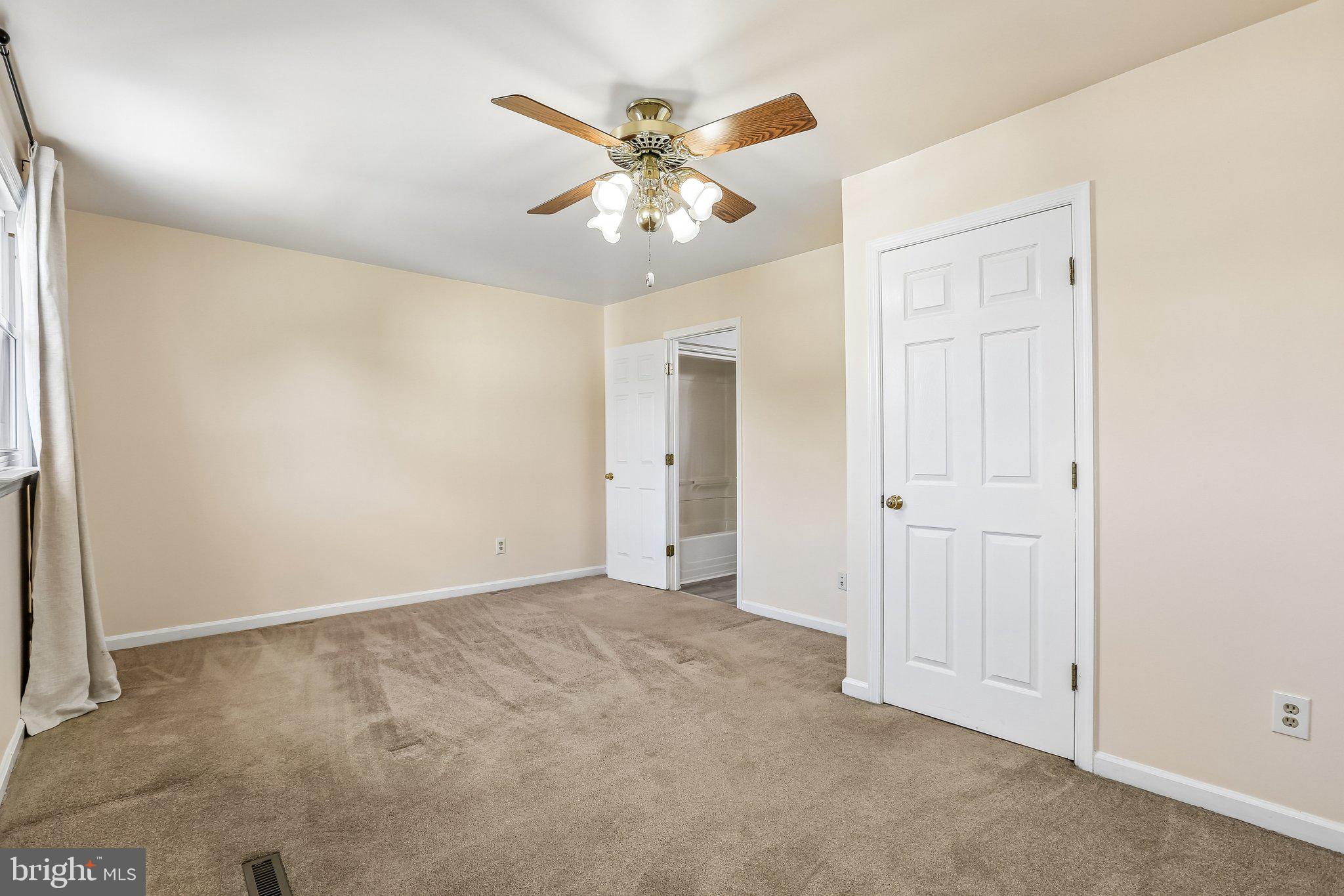 HAZELWOOD VILLAGE - Residential