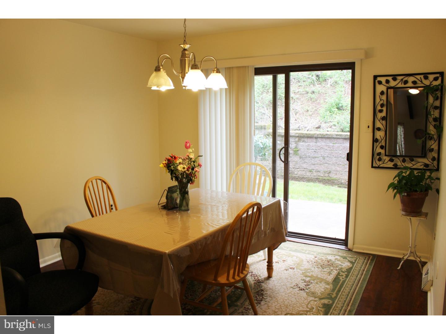 LAUREL SPRINGS - Residential