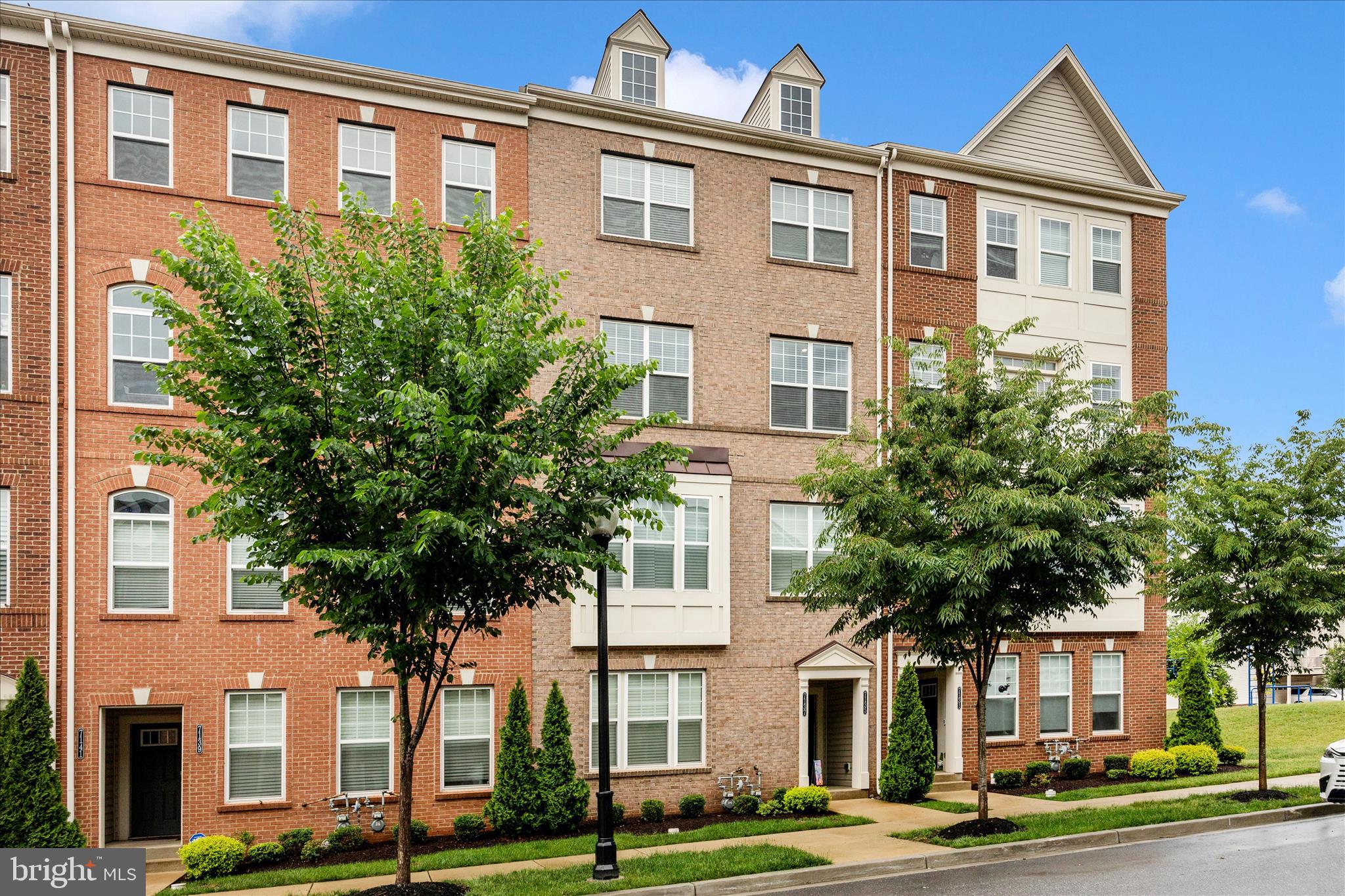 WESTVIEW SOUTH - Residential