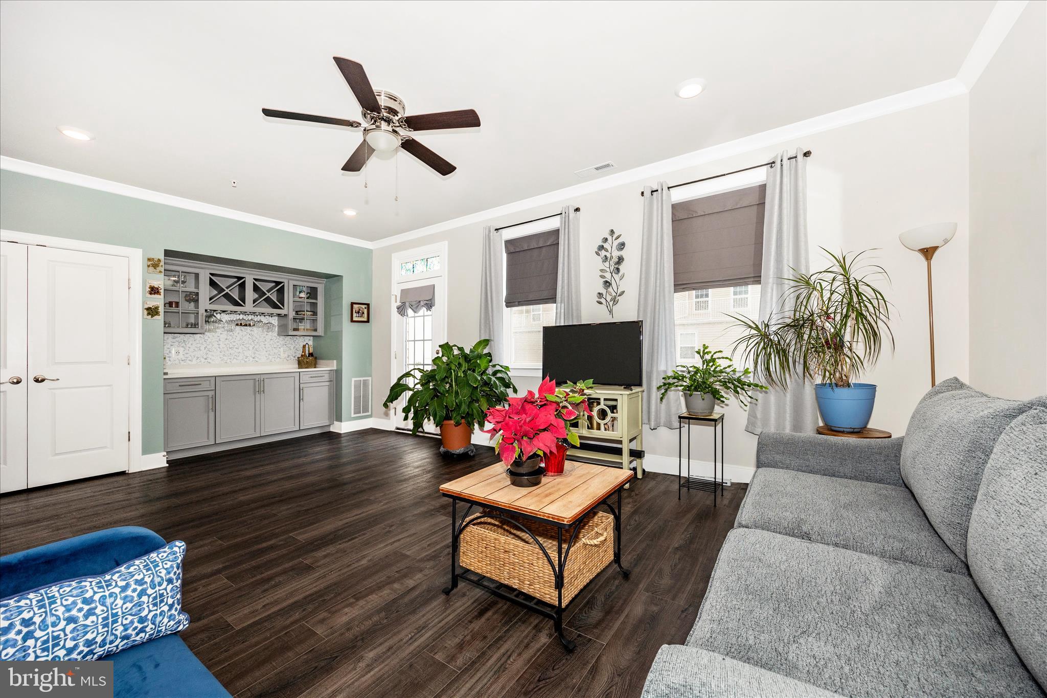 WESTVIEW SOUTH - Residential