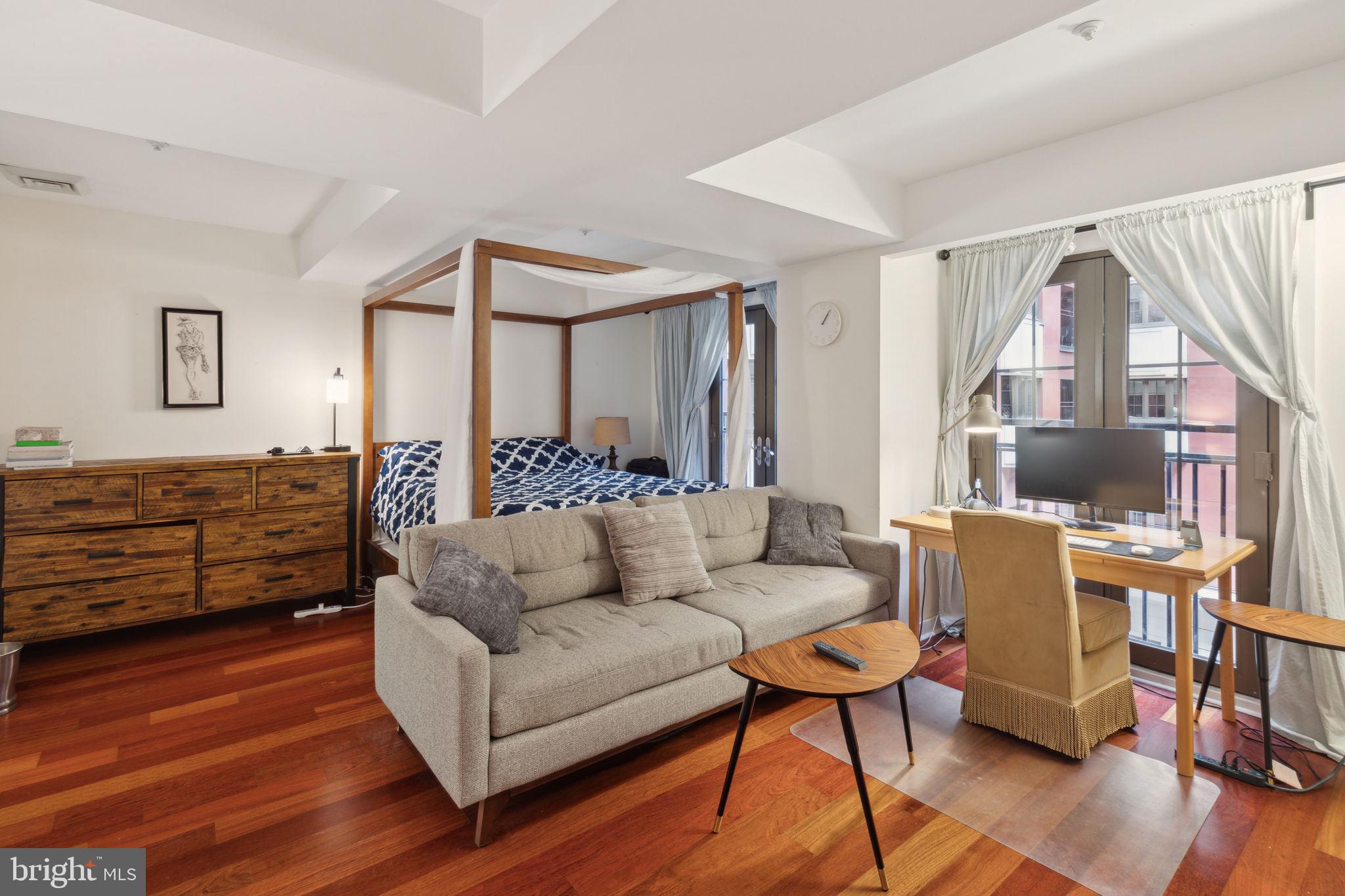 RITTENHOUSE SQUARE - Residential Lease