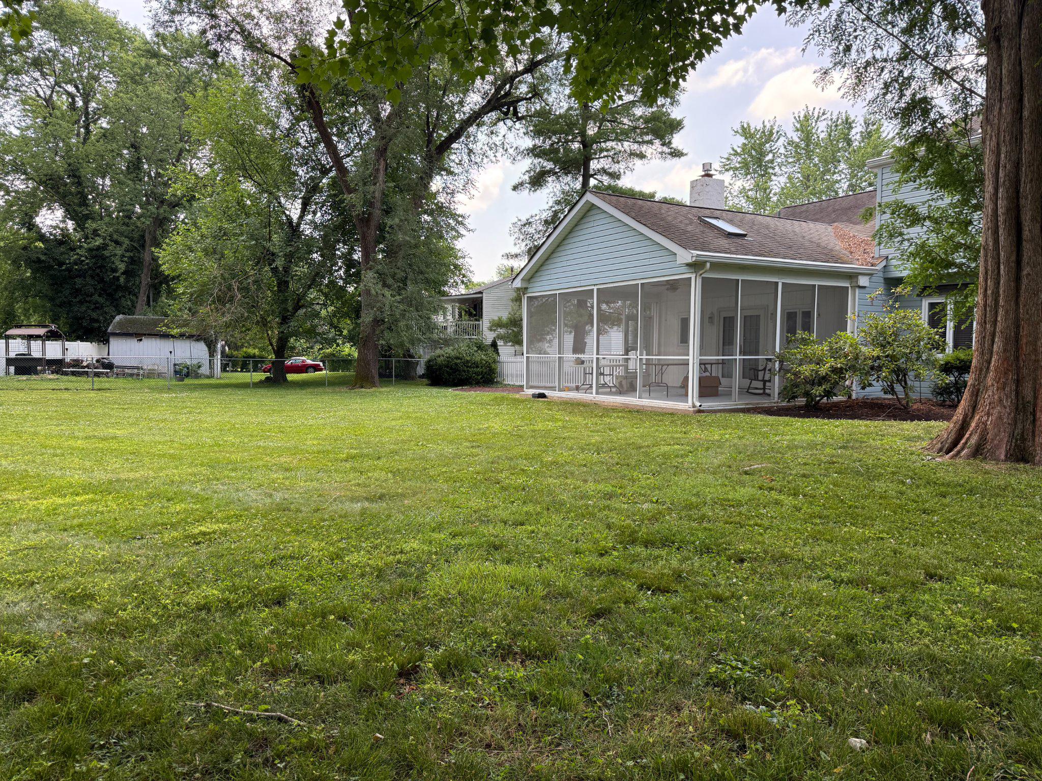 MEETINGHOUSE VIL - Residential