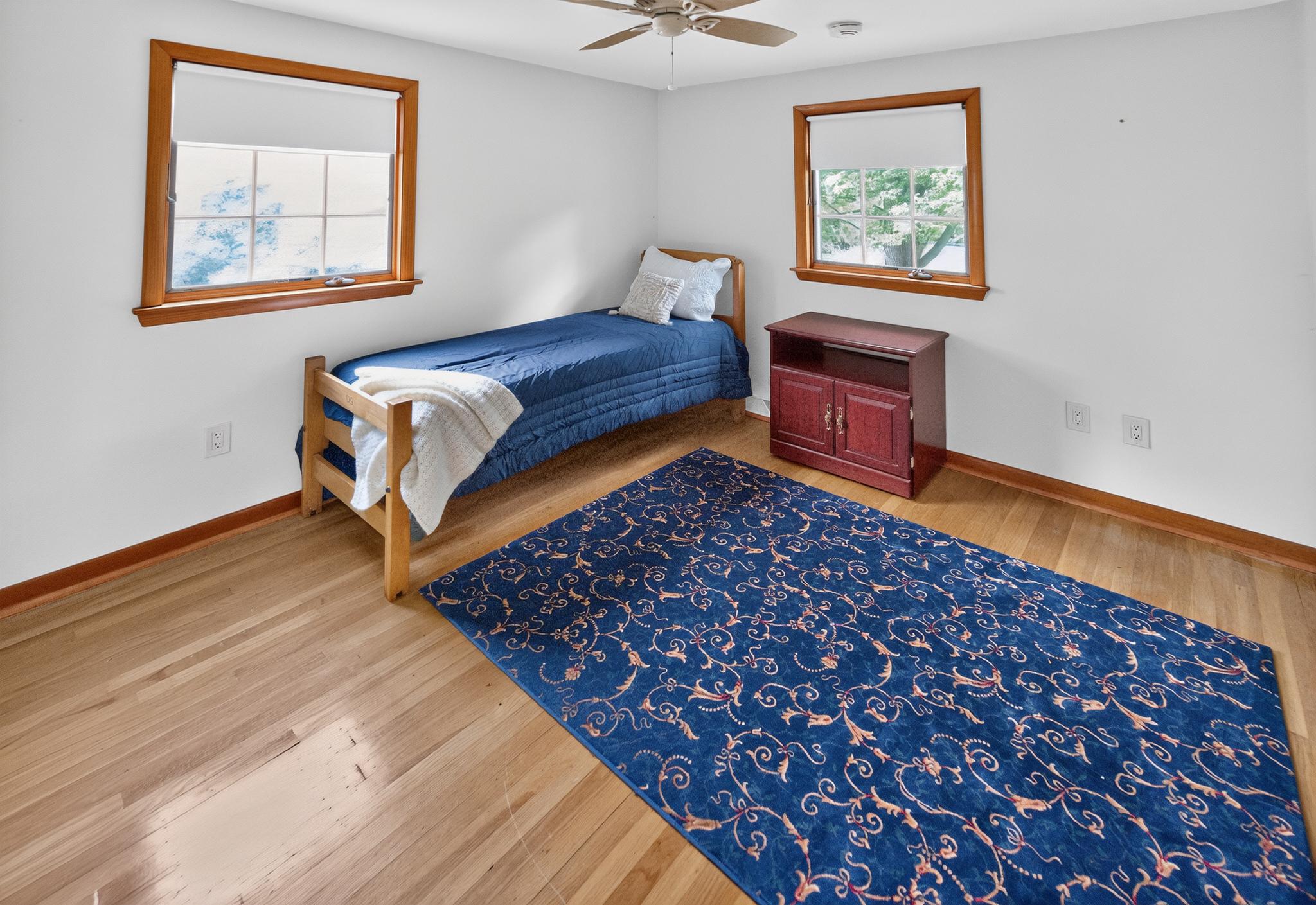 MEETINGHOUSE VIL - Residential