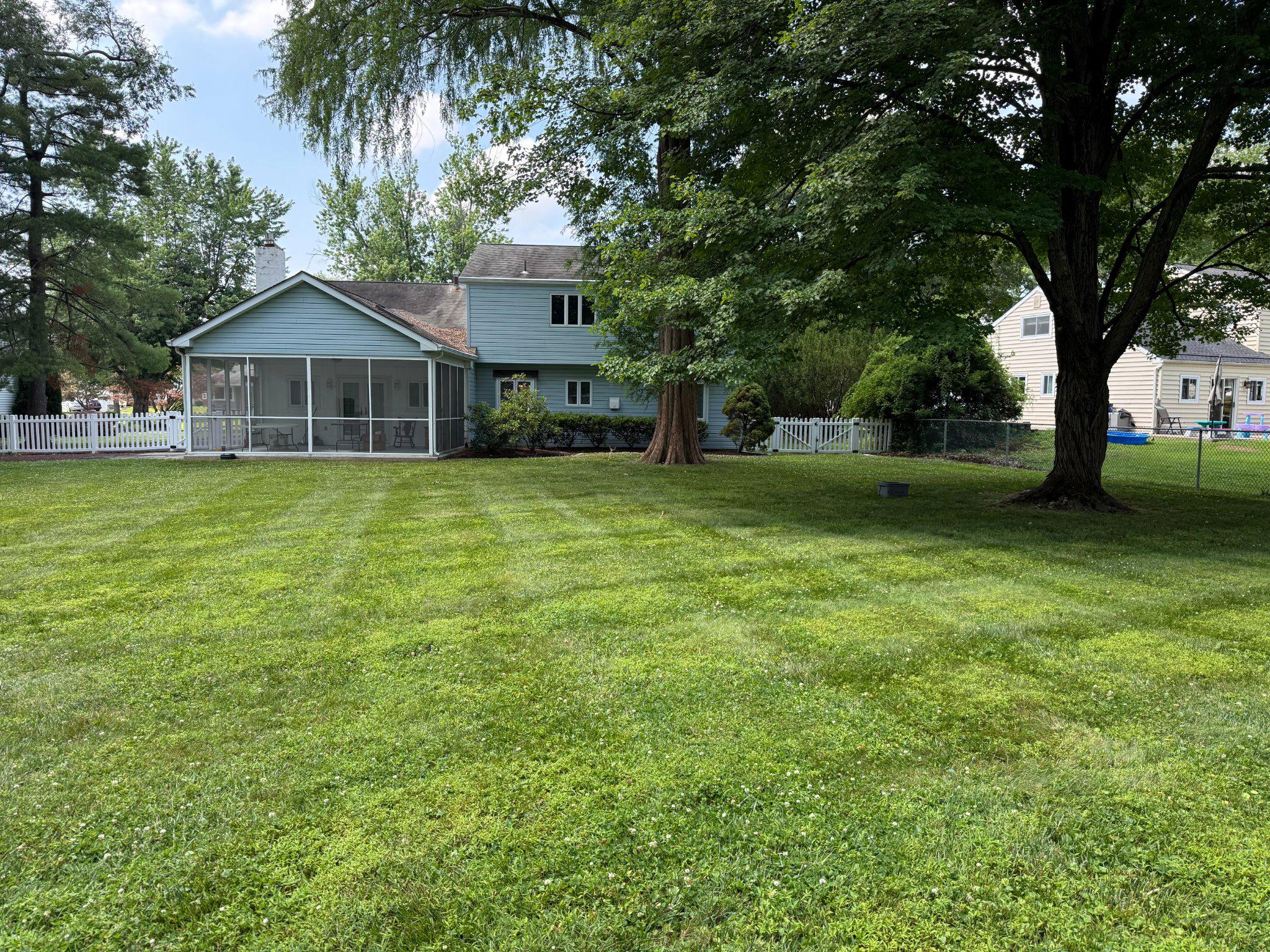 MEETINGHOUSE VIL - Residential