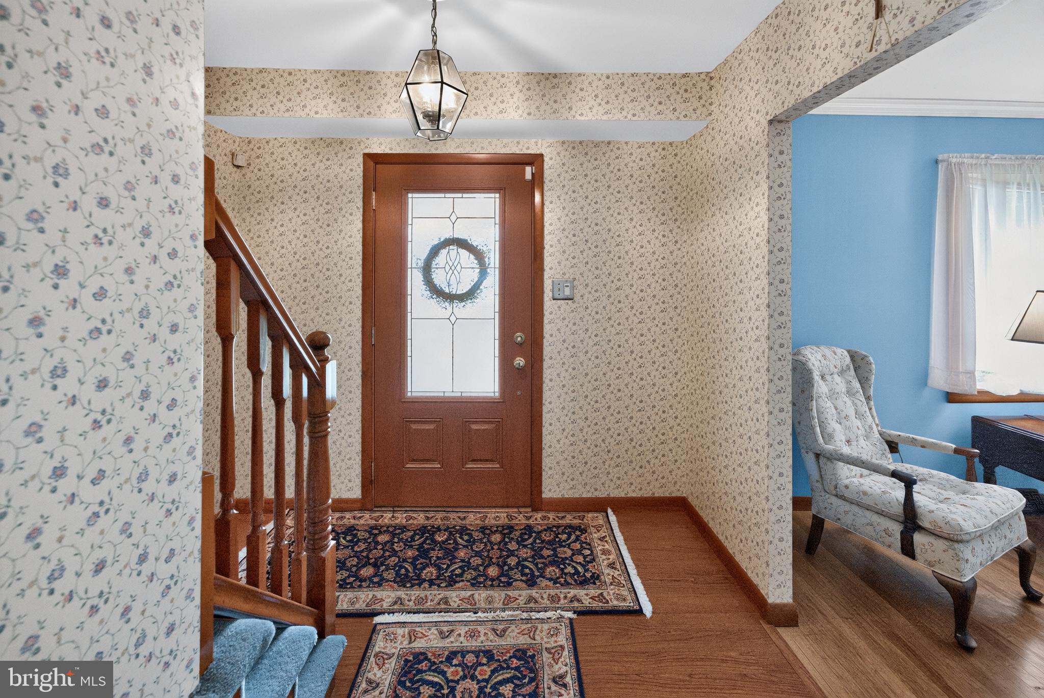 MEETINGHOUSE VIL - Residential