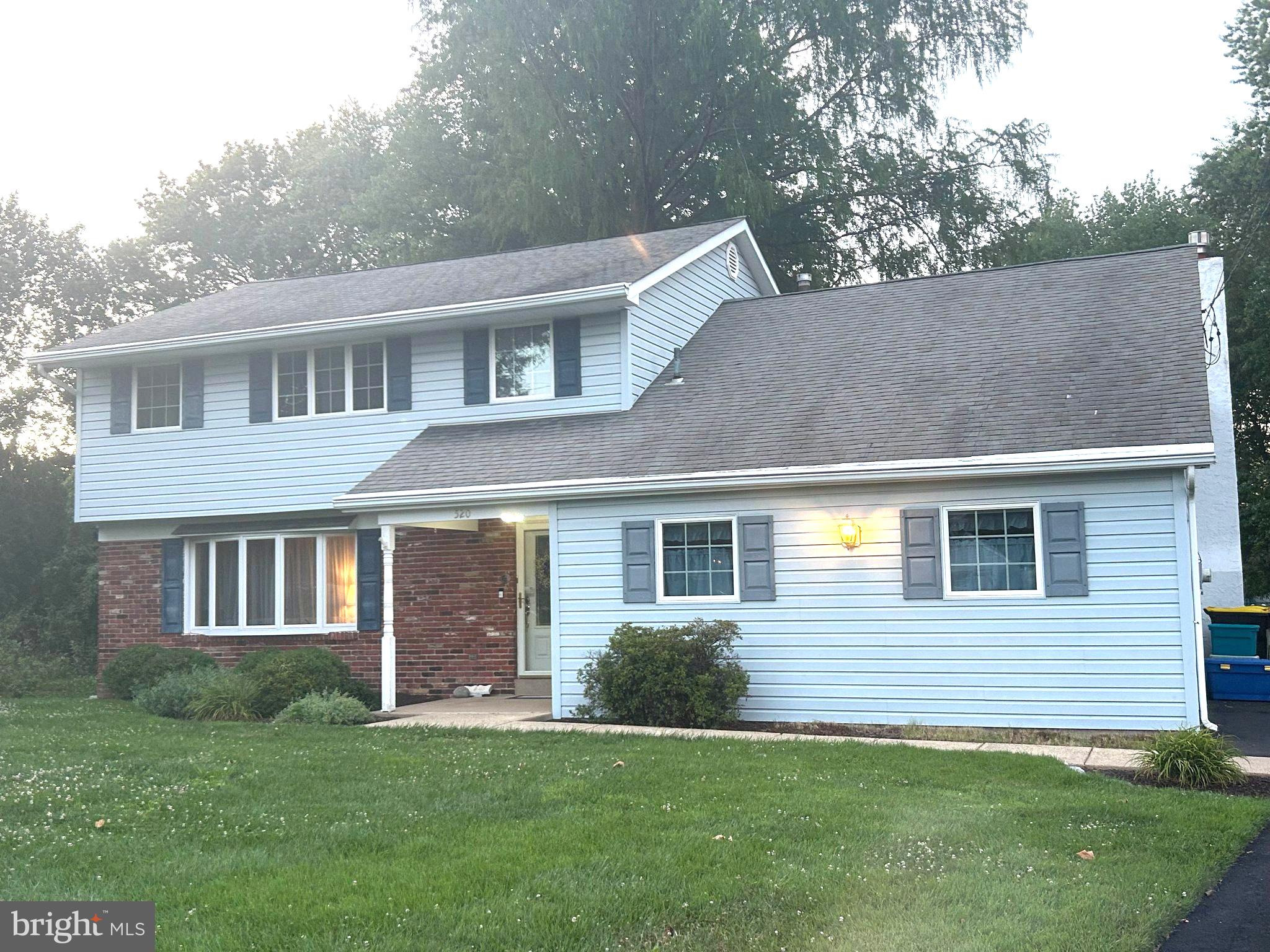 MEETINGHOUSE VIL - Residential