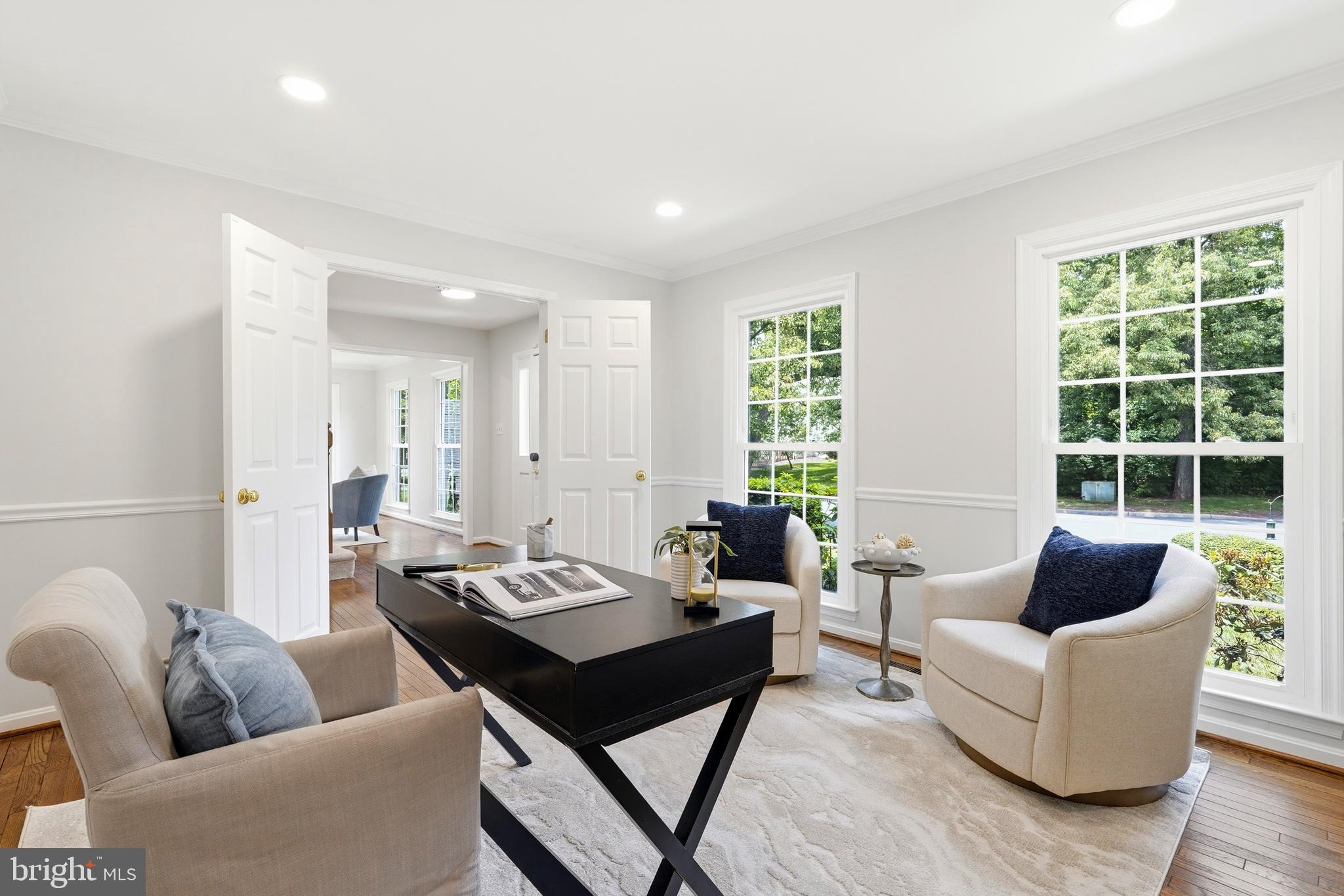 ASHBURN VILLAGE - Residential