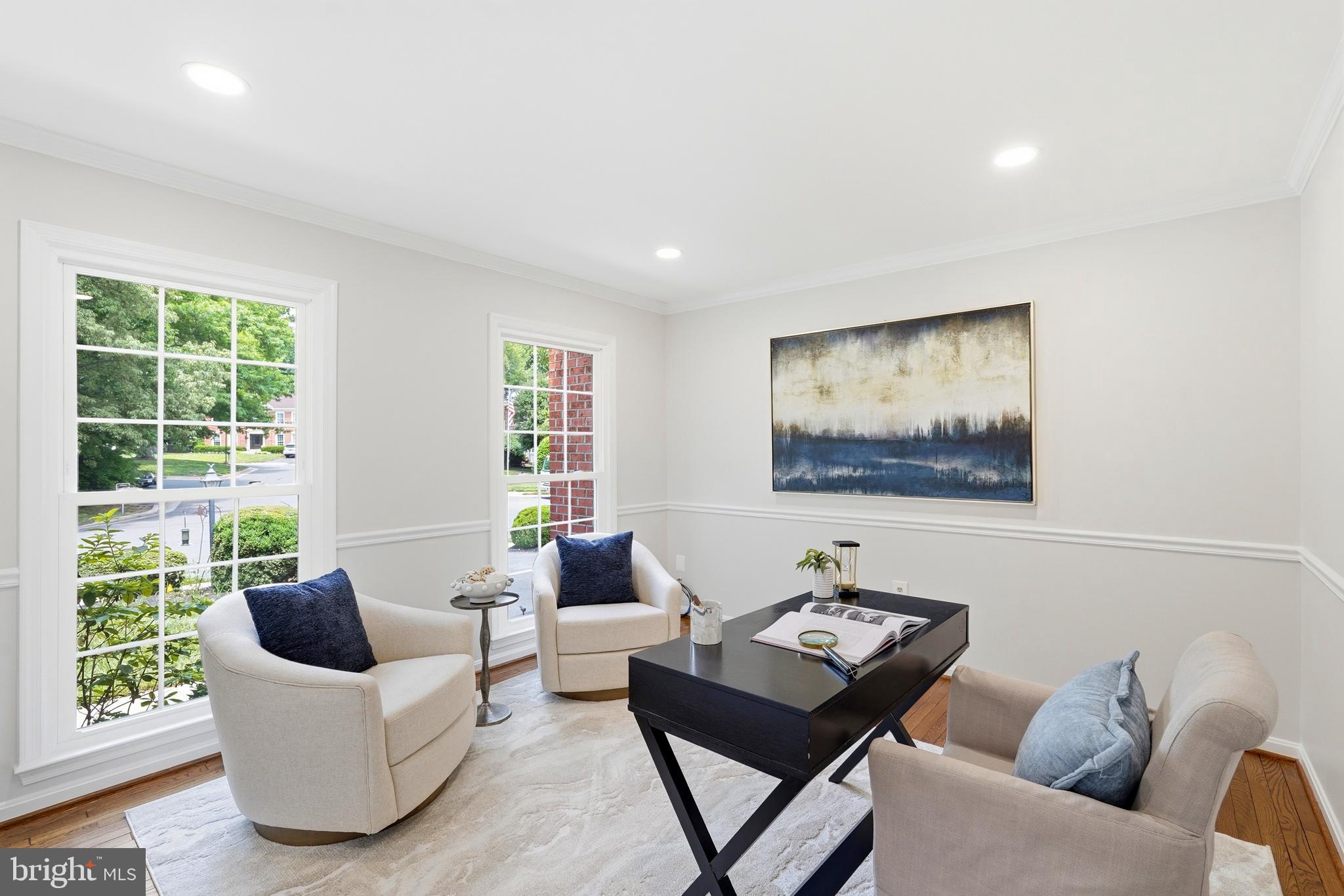 ASHBURN VILLAGE - Residential