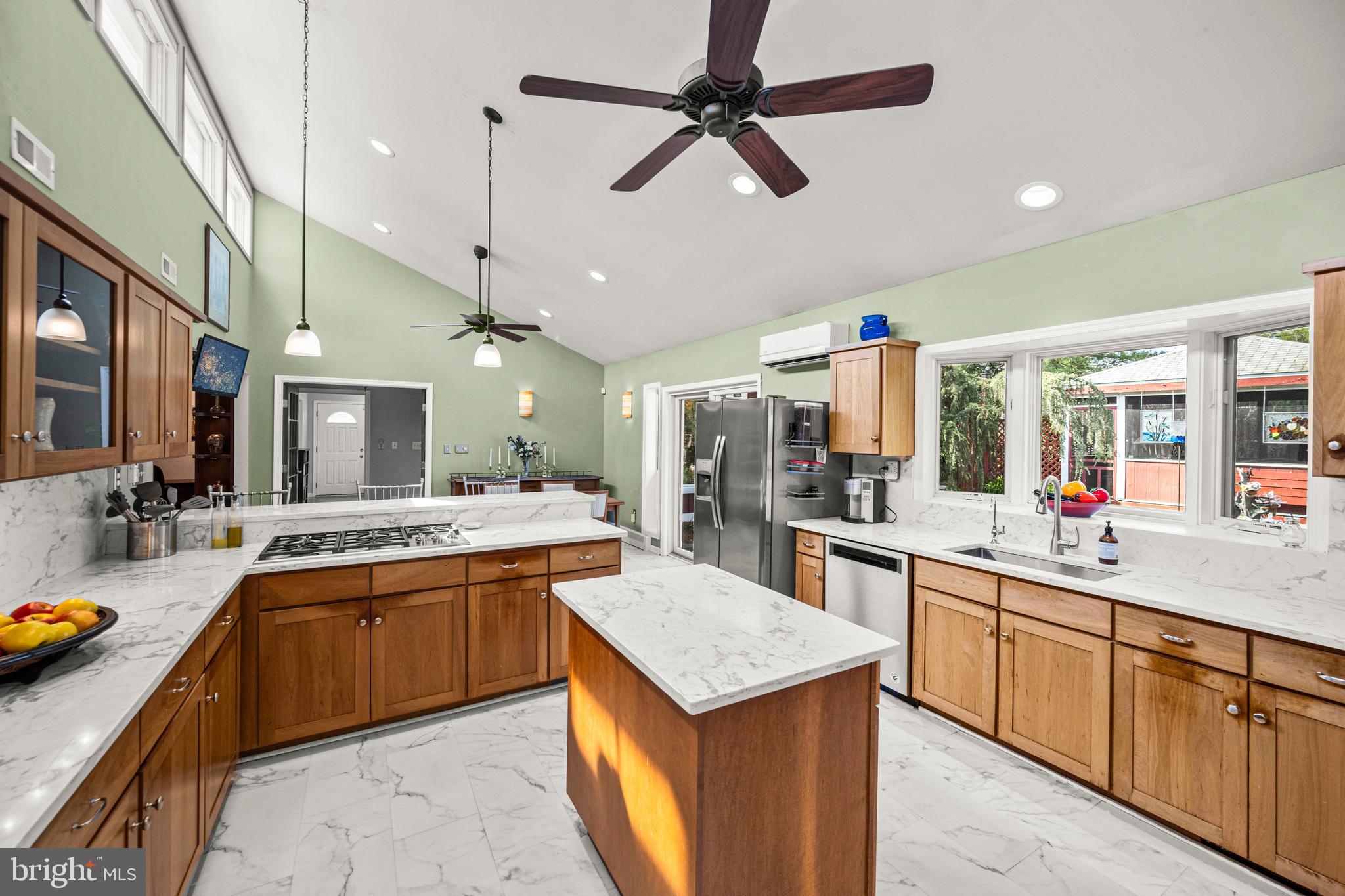 ATHOLTON SQUARE - Residential