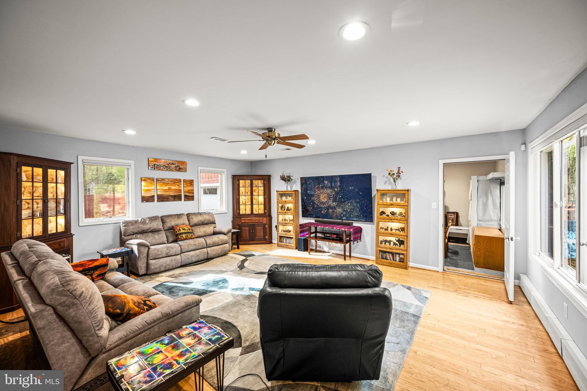 ATHOLTON SQUARE - Residential