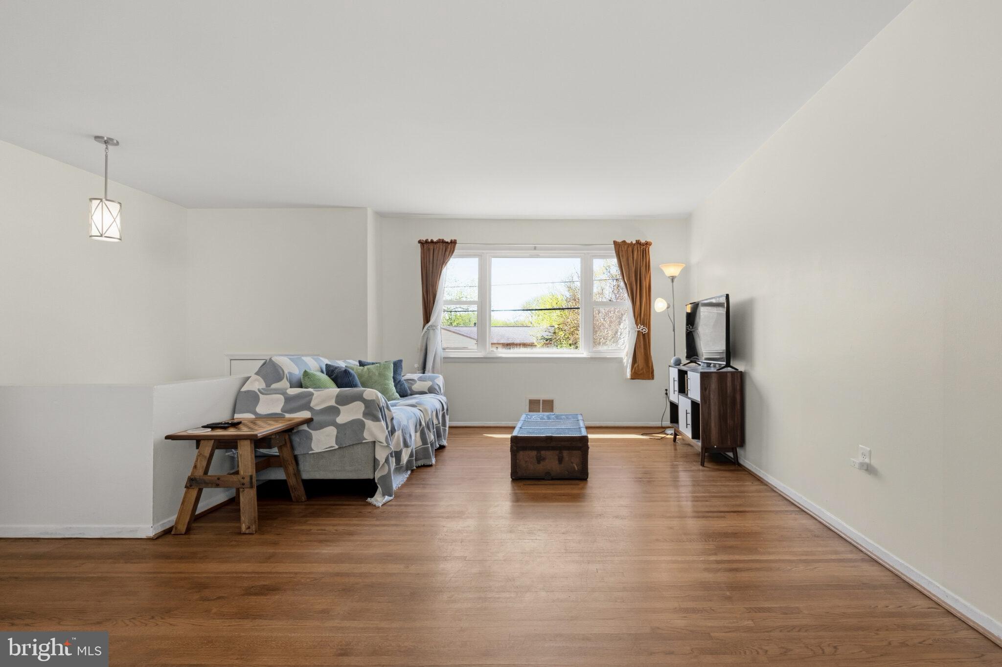 PEPPER MILL VILLAGE - Residential