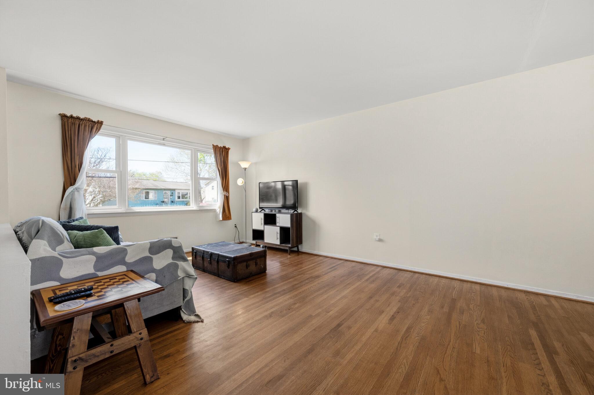 PEPPER MILL VILLAGE - Residential