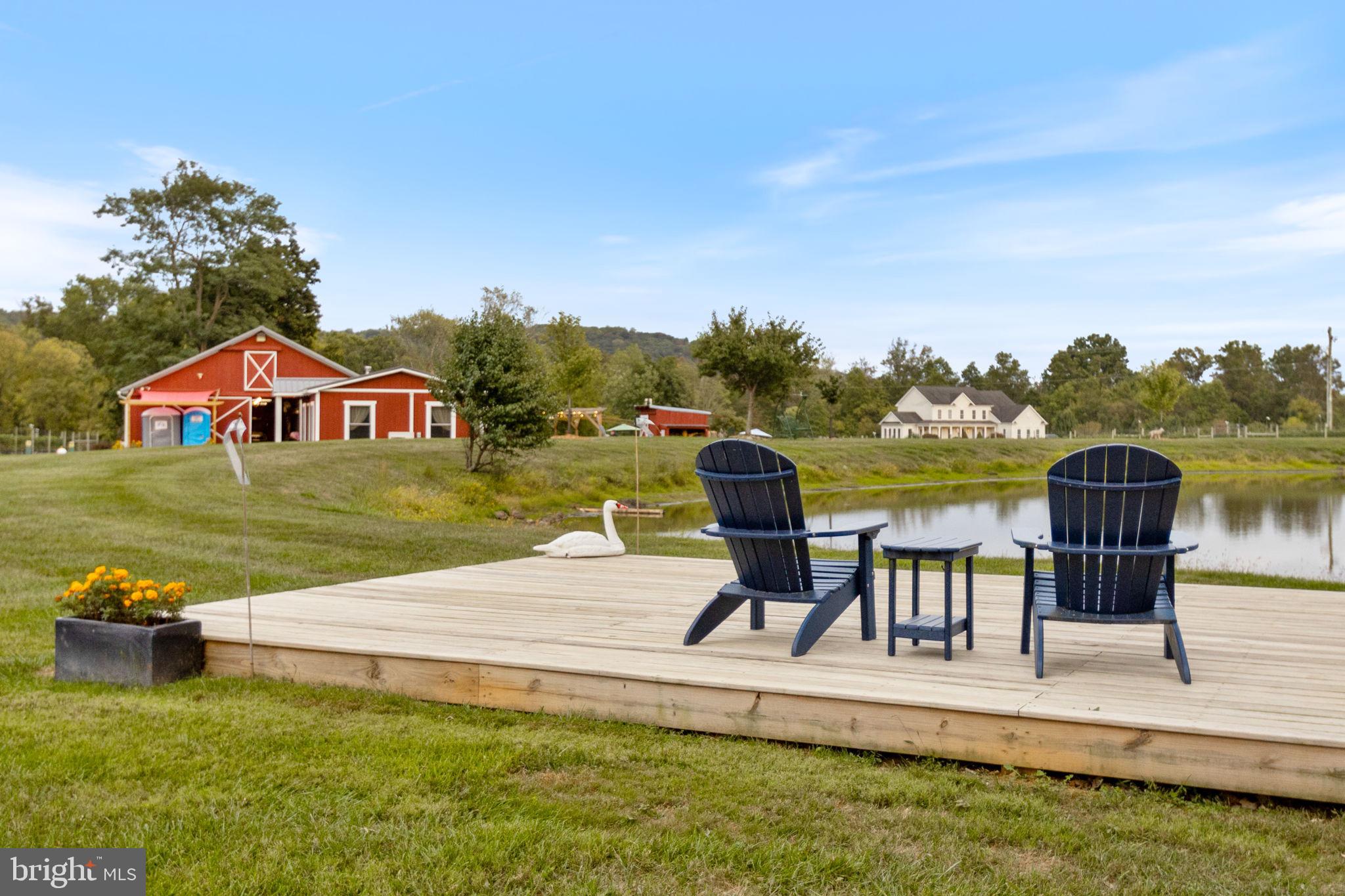 HOUGH FARM - Farm