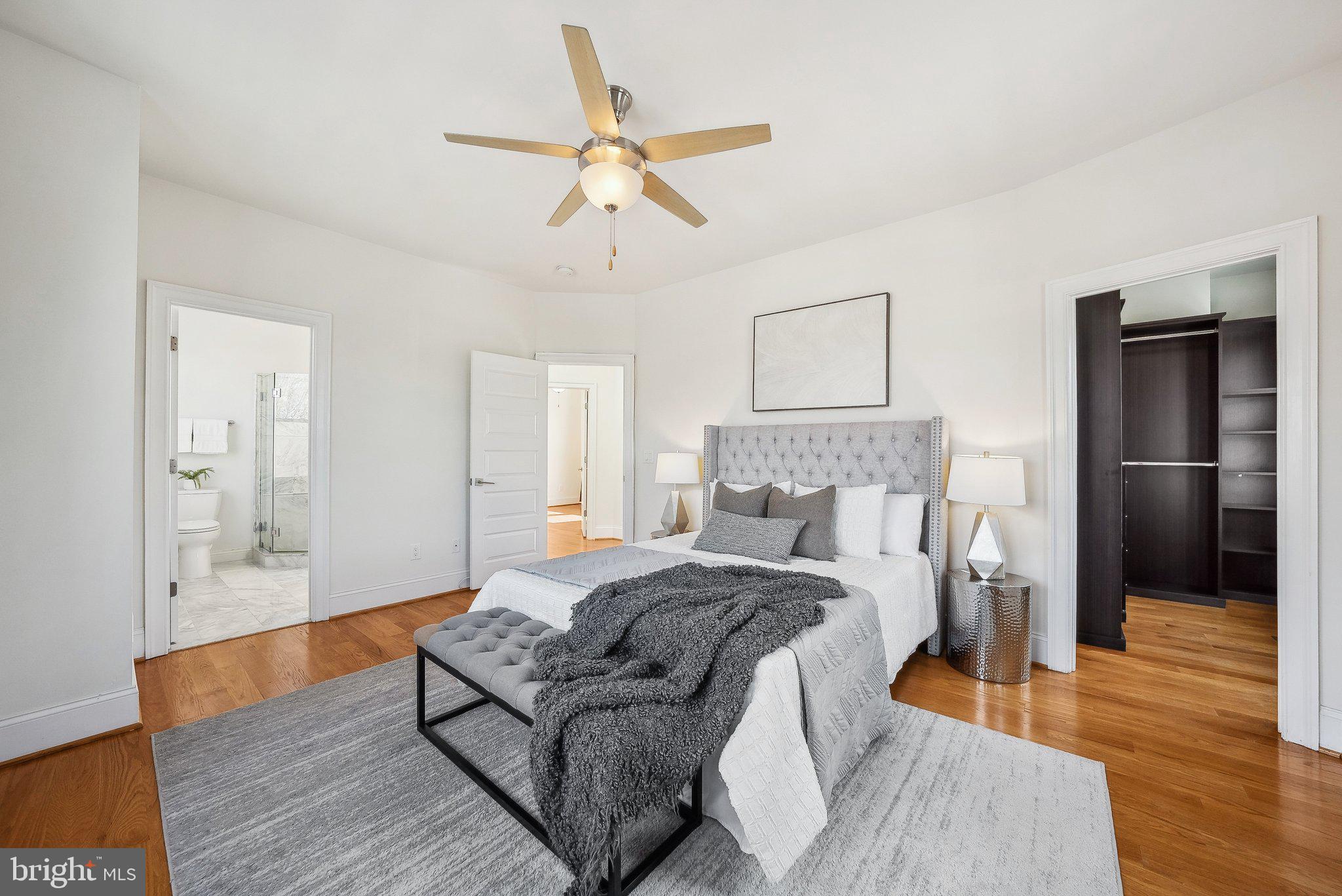 OLD TOWN ALEXANDRIA - Residential