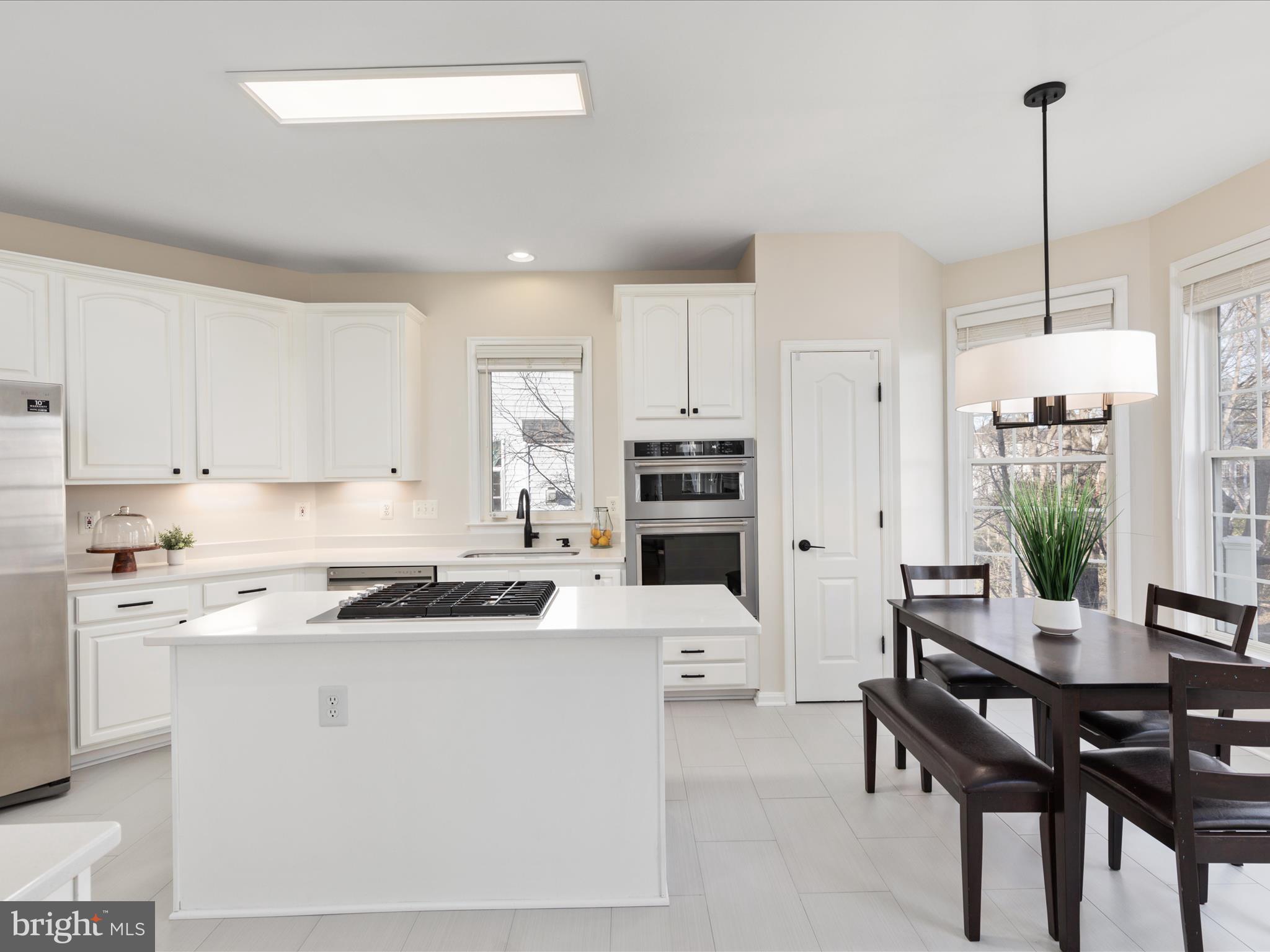 BROADLANDS - Residential