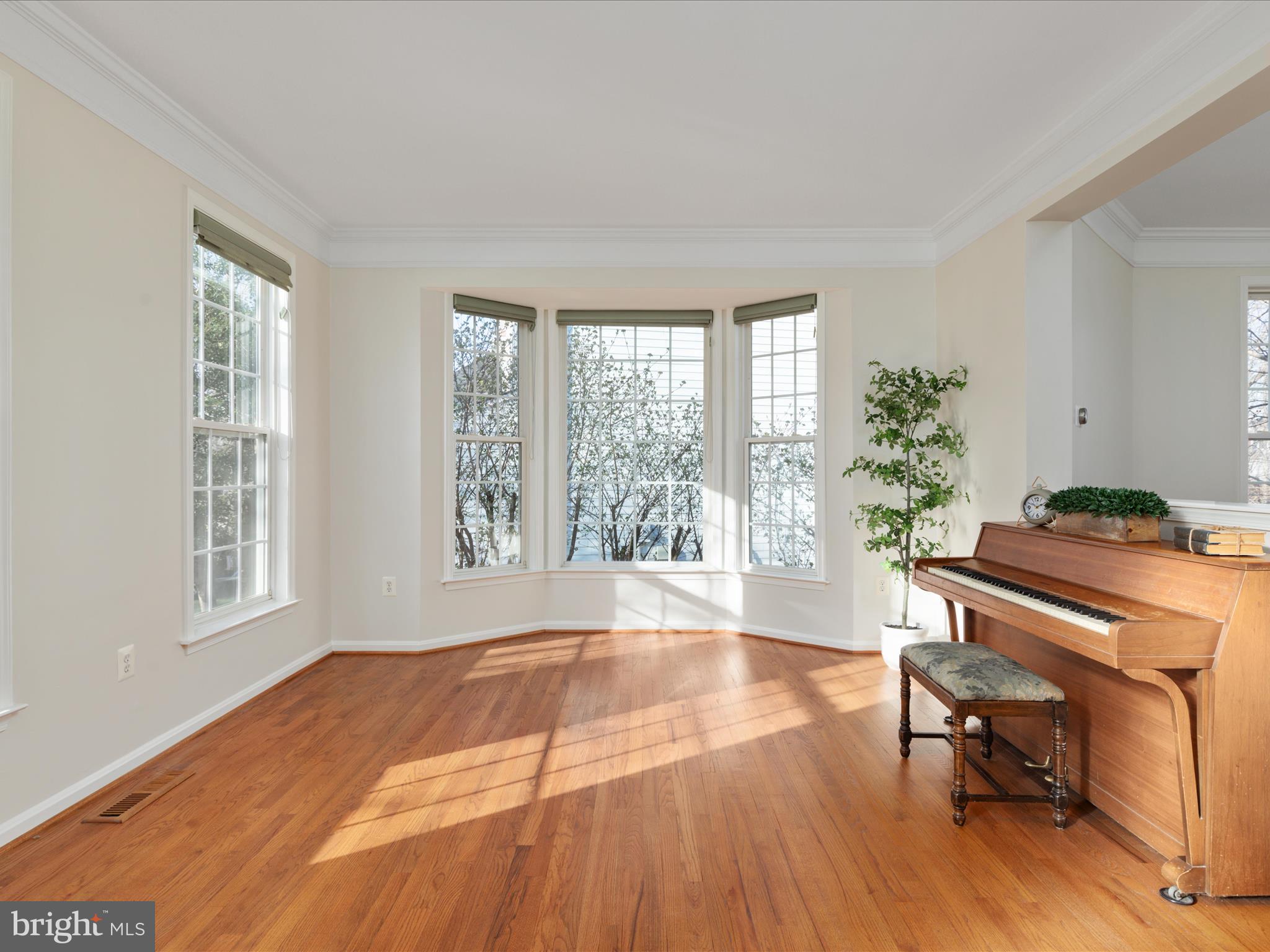 BROADLANDS - Residential