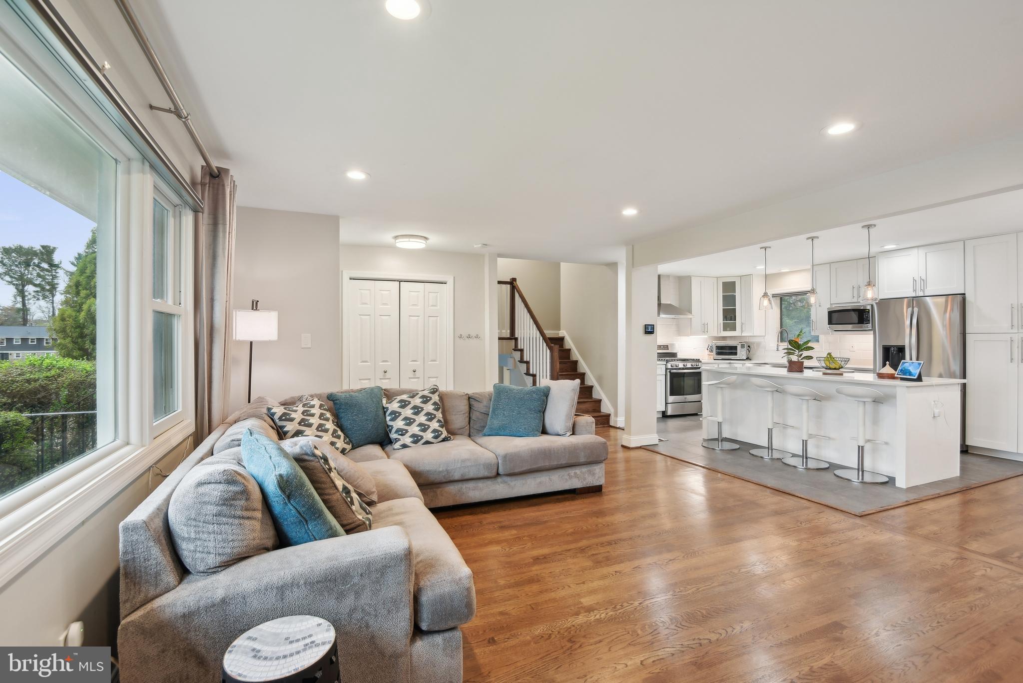 WESTWOOD MANOR - Residential
