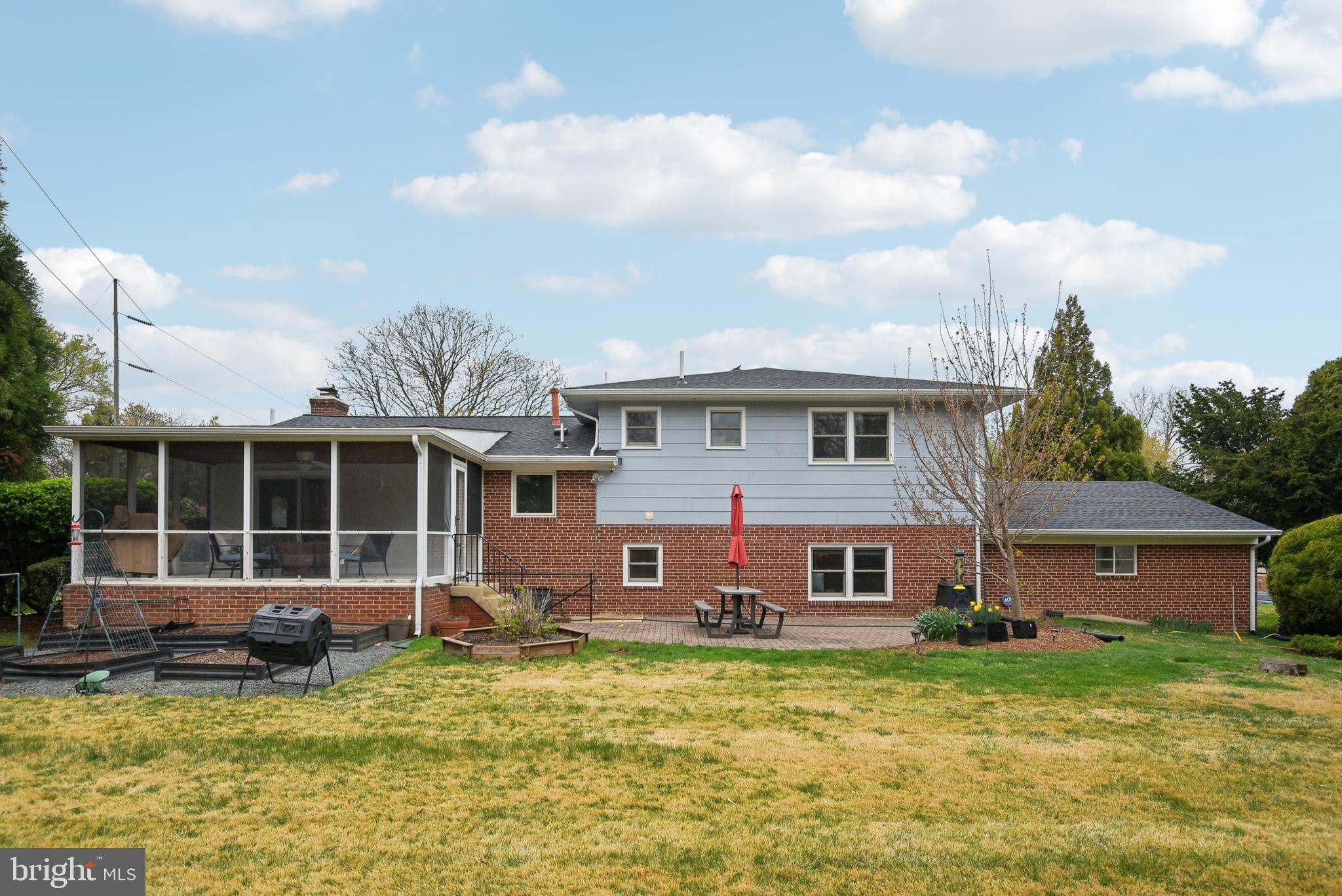 WESTWOOD MANOR - Residential