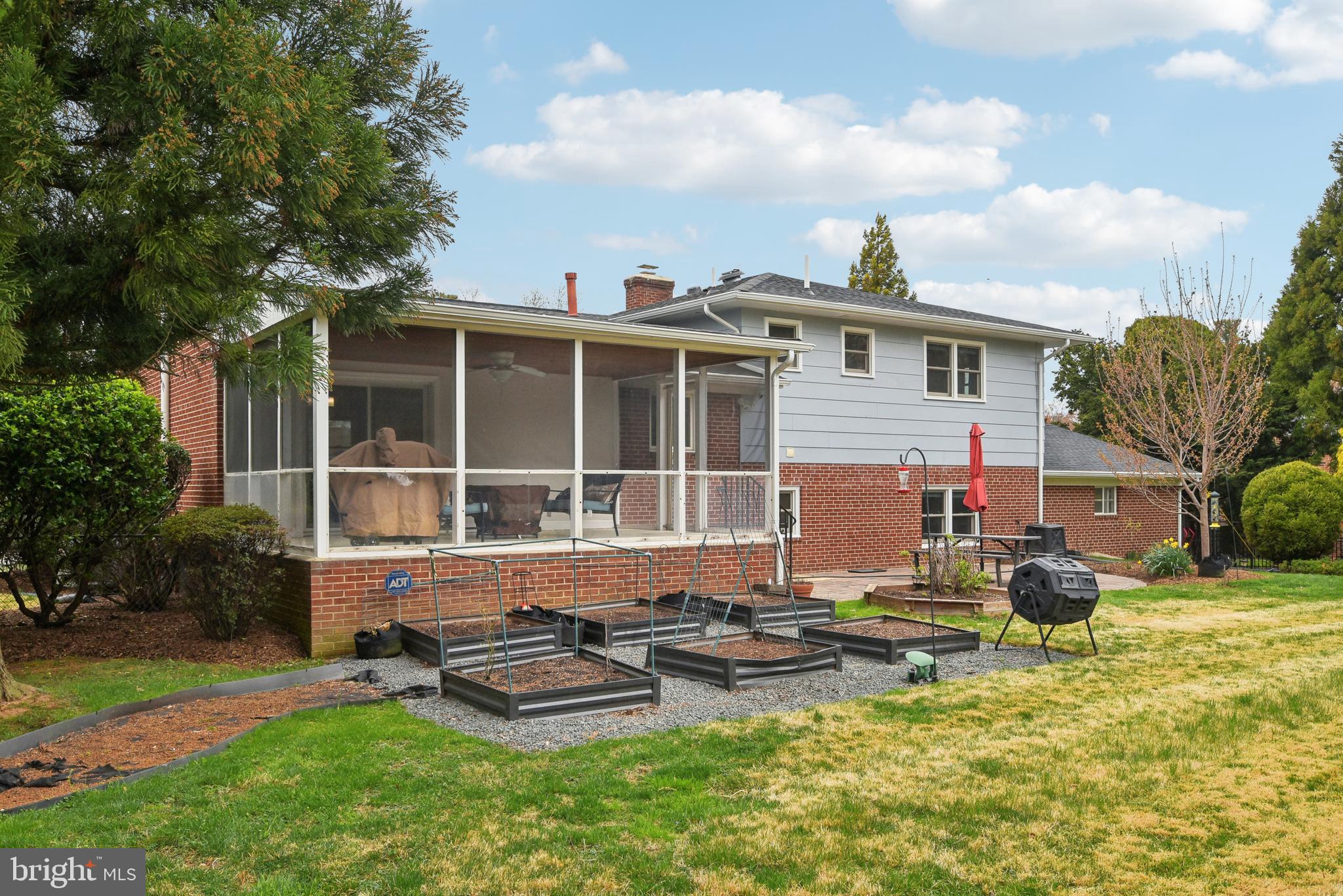 WESTWOOD MANOR - Residential
